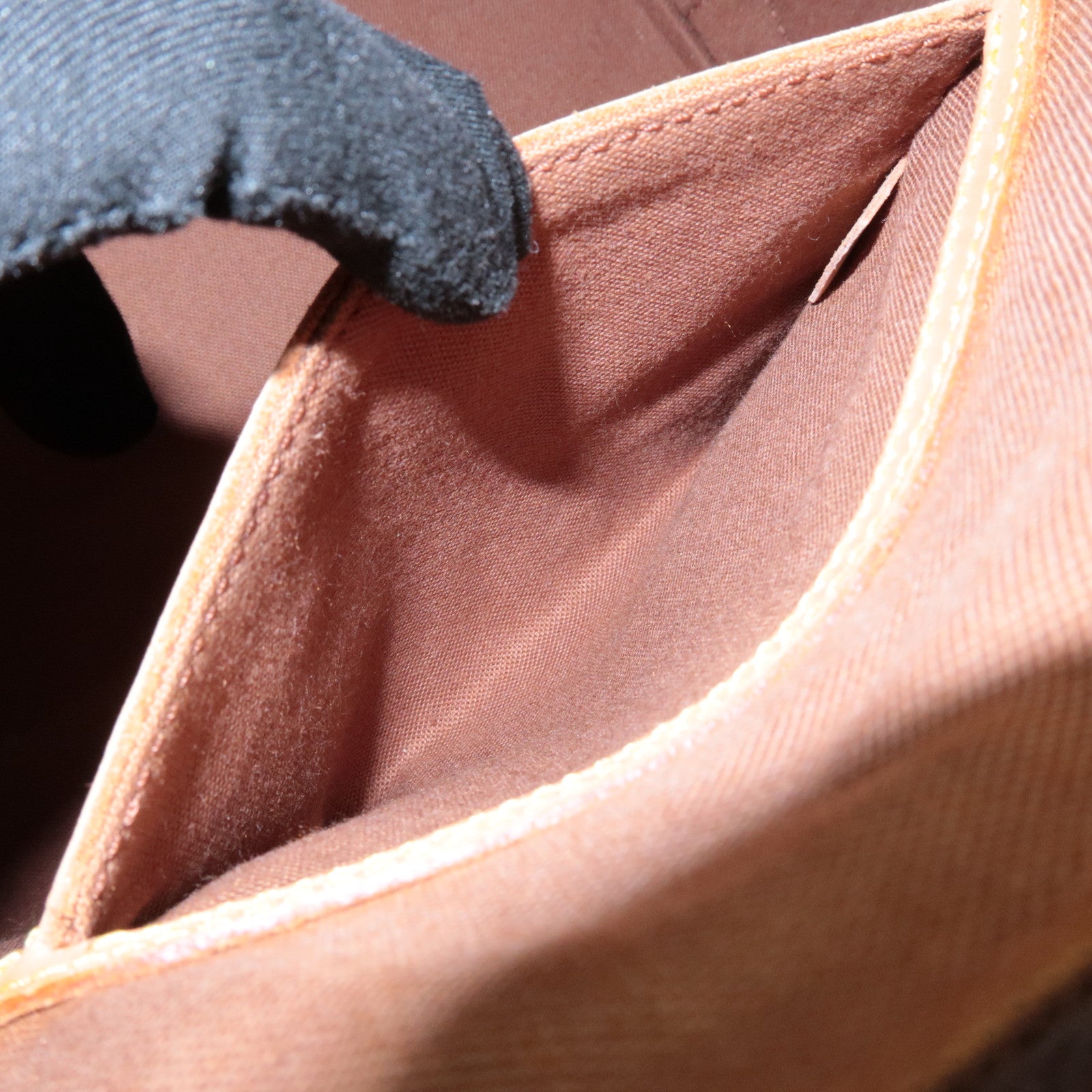 Louis Vuitton Monogram Canvas Alma Hand Bag Brown M51130 Used