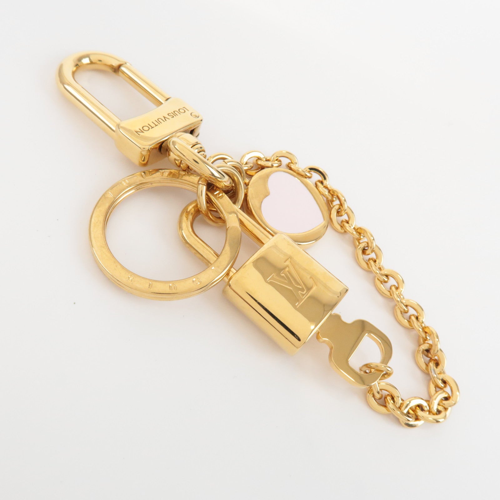 Louis Vuitton Cadenas LV Heart Metal Key Charm Gold M01425