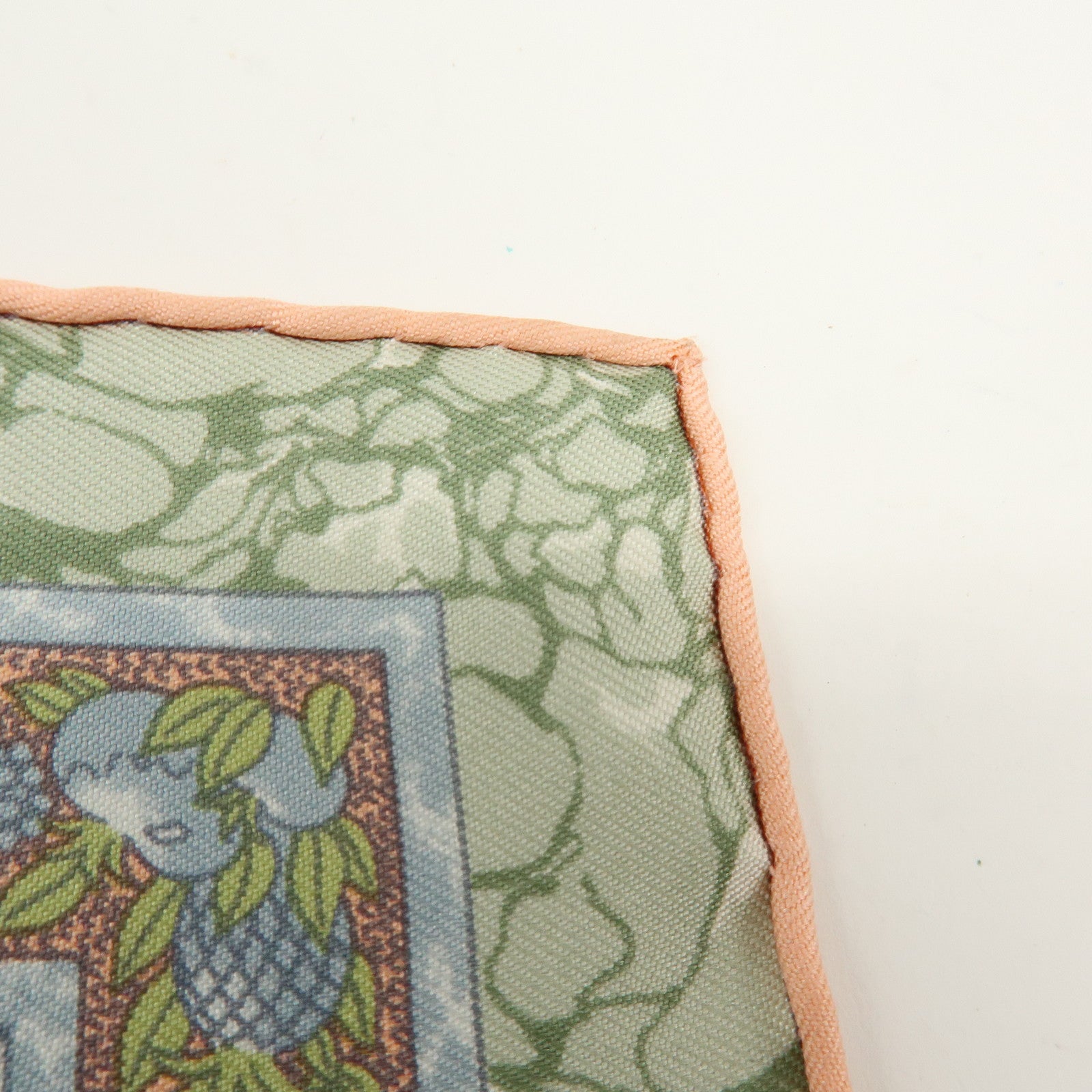 HERMES Carre 40 Silk 100% GLORIA SOLI Scarf Ivory Green Multicolor