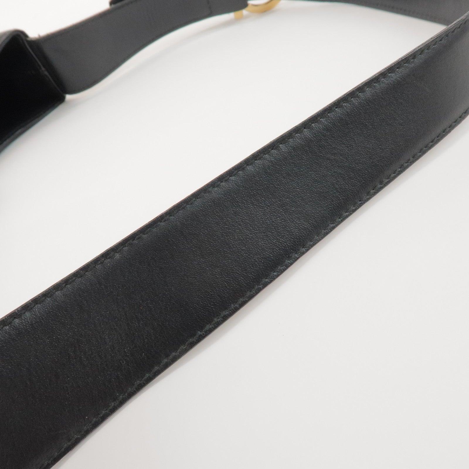 Ferragamo Gancini Calf Leather Shoulder Bag Hand Bag Black