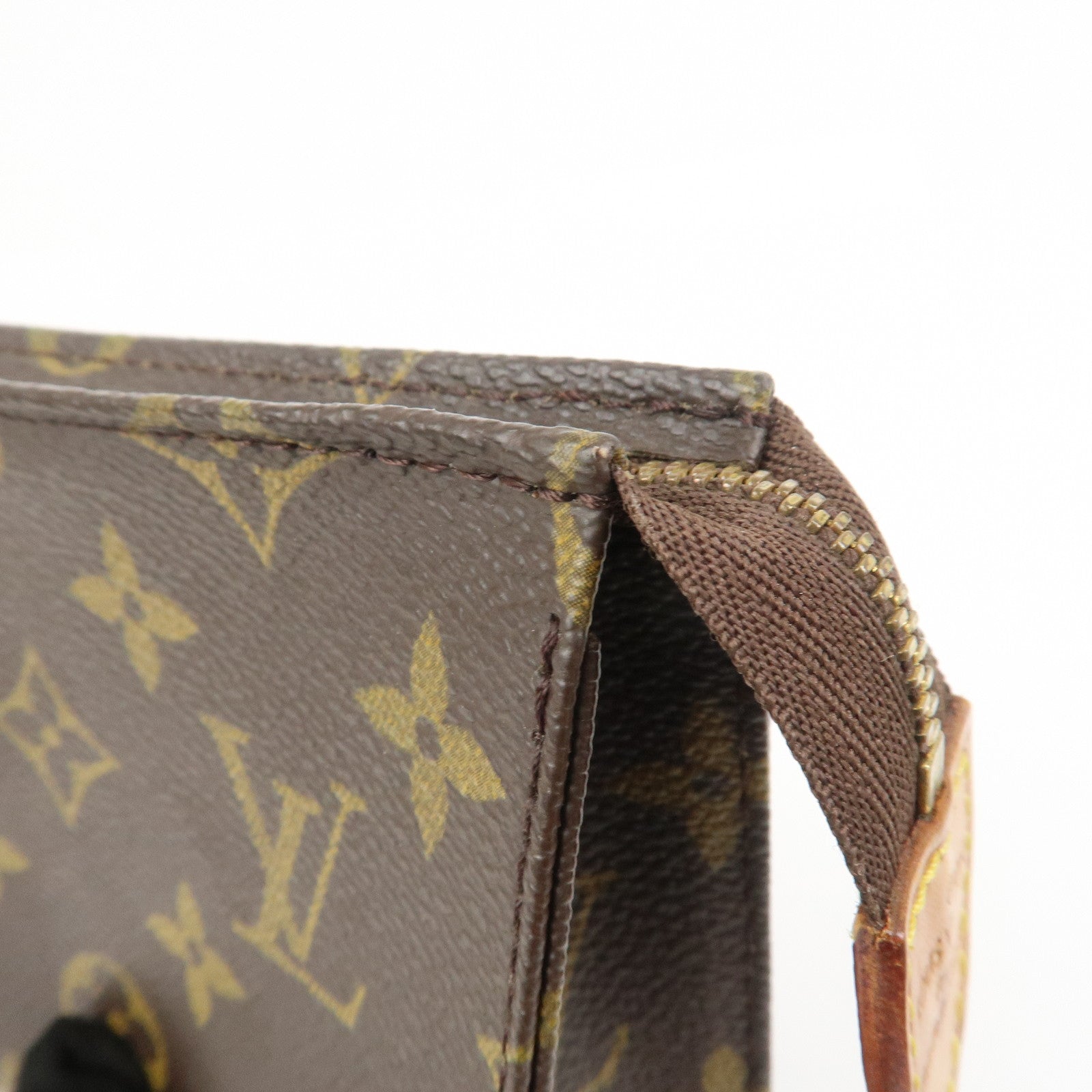 Louis Vuitton Monogram Pochette Toilette 15 Canvas Pouch M47546