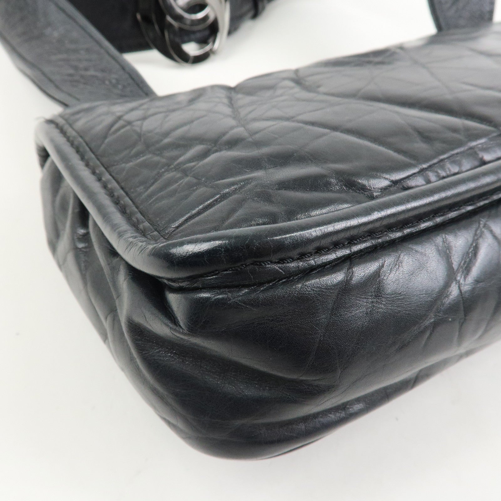 CHANEL Wild Stitch Calf Leather Shoulder Bag Crossbody Bag Black