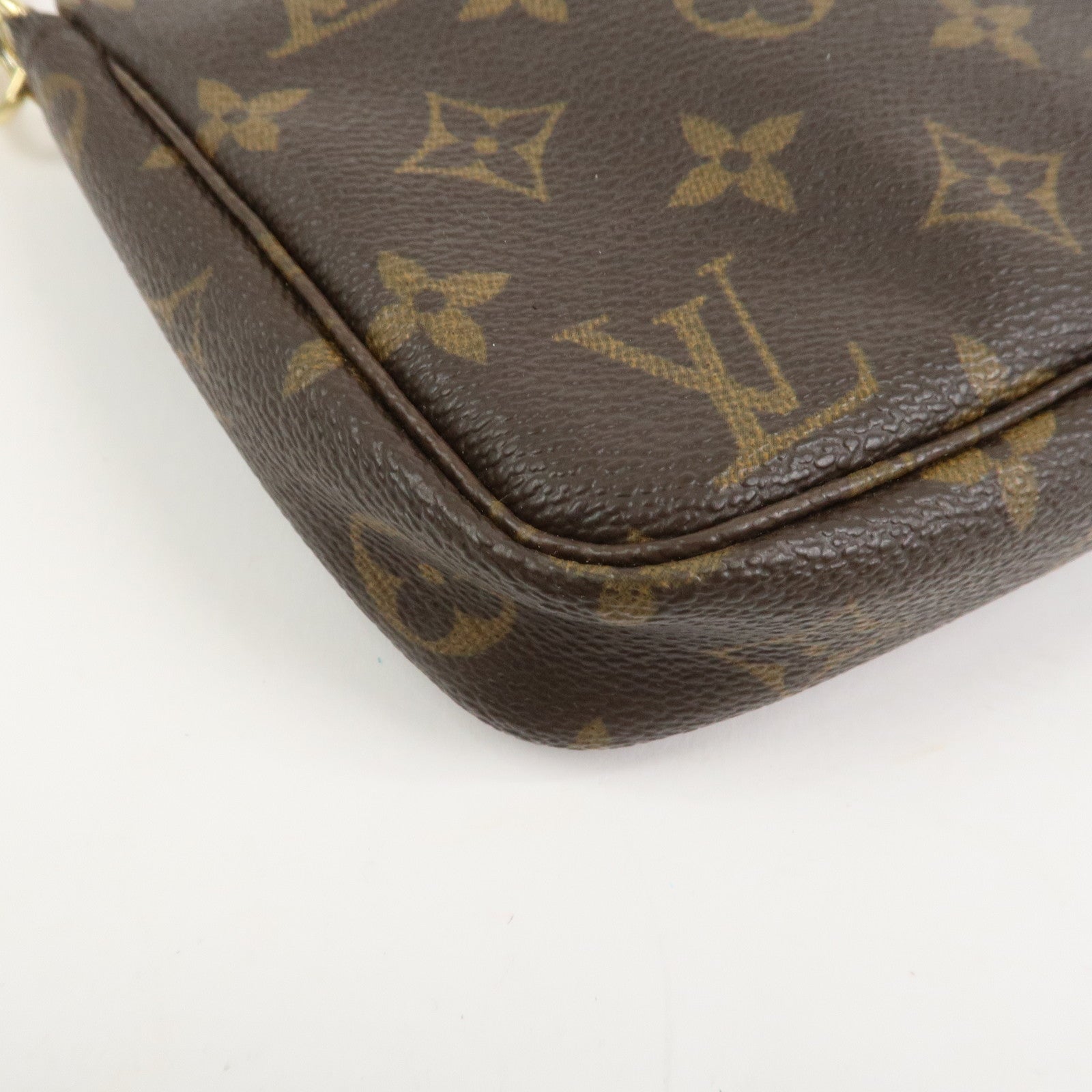 Louis Vuitton Monogram Pochette Accessoires Pouch Hand Bag M51980
