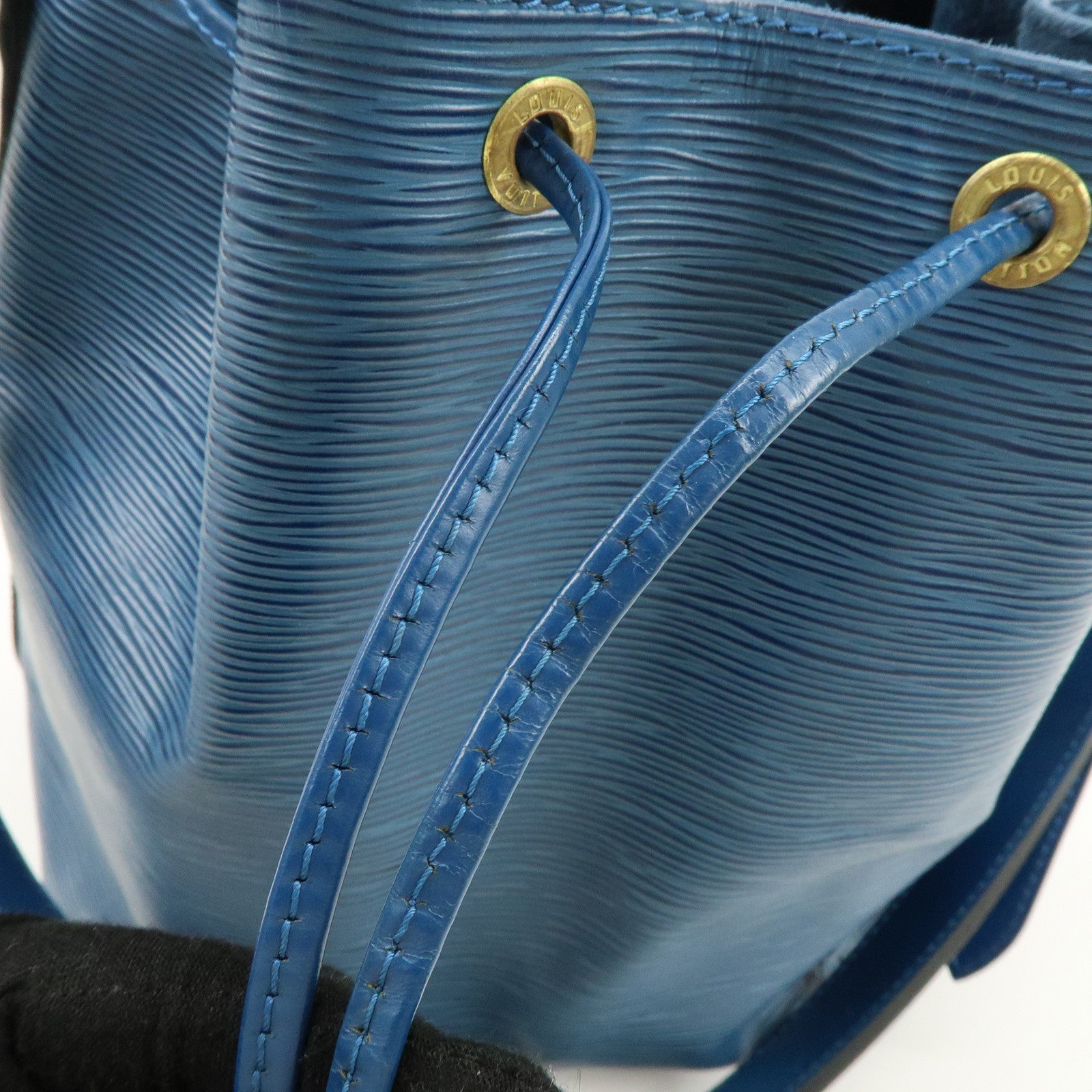 Louis Vuitton Epi Petit Noe Shoulder Bag Toledo Blue M44105