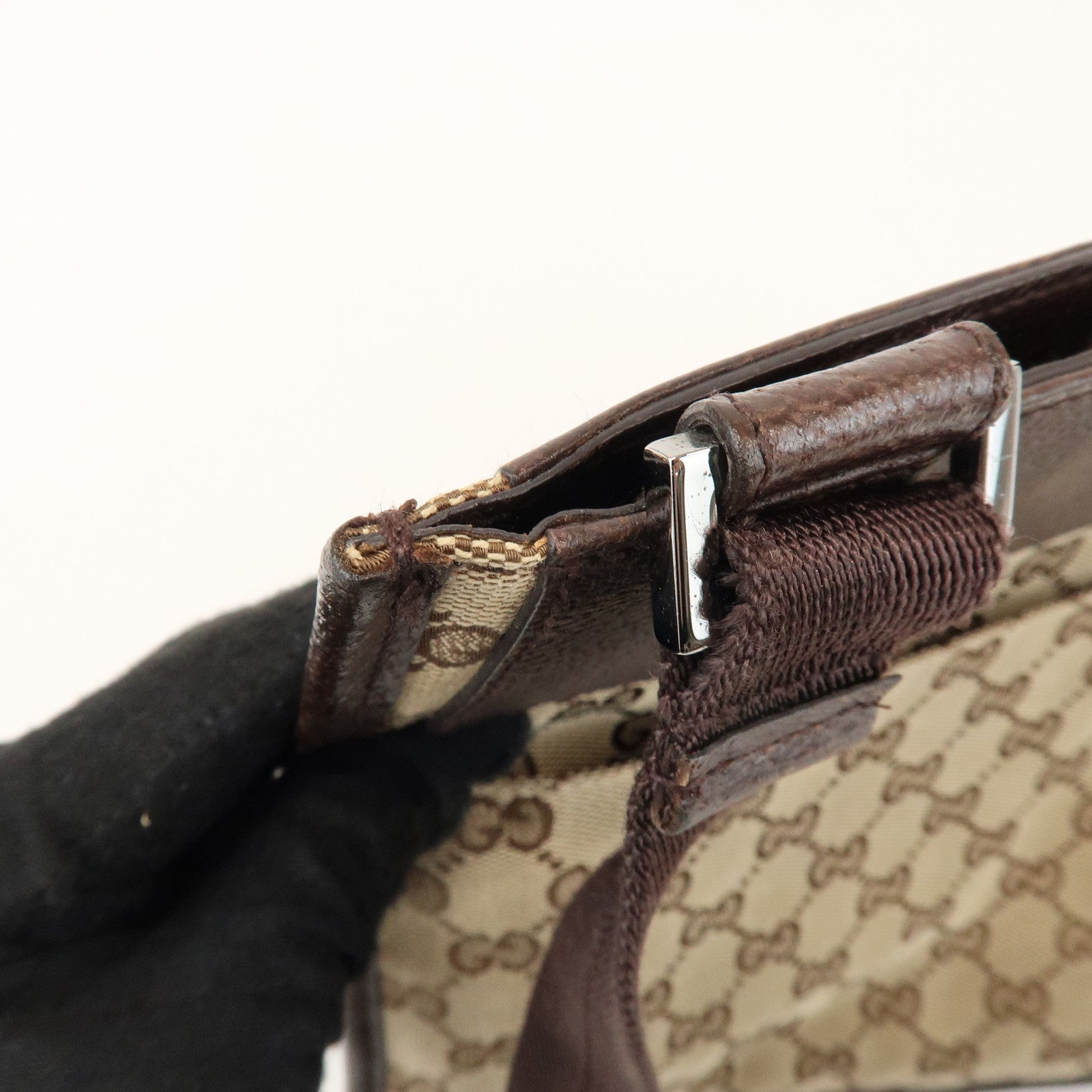 GUCCI GG Canvas Leather Shoulder Crossbody Bag Beige Brown 27639