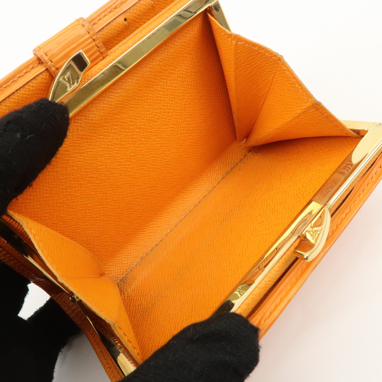 Louis Vuitton Epi Porte Monnaie Viennois Bi-Fold Wallet Mandarin Orange Used