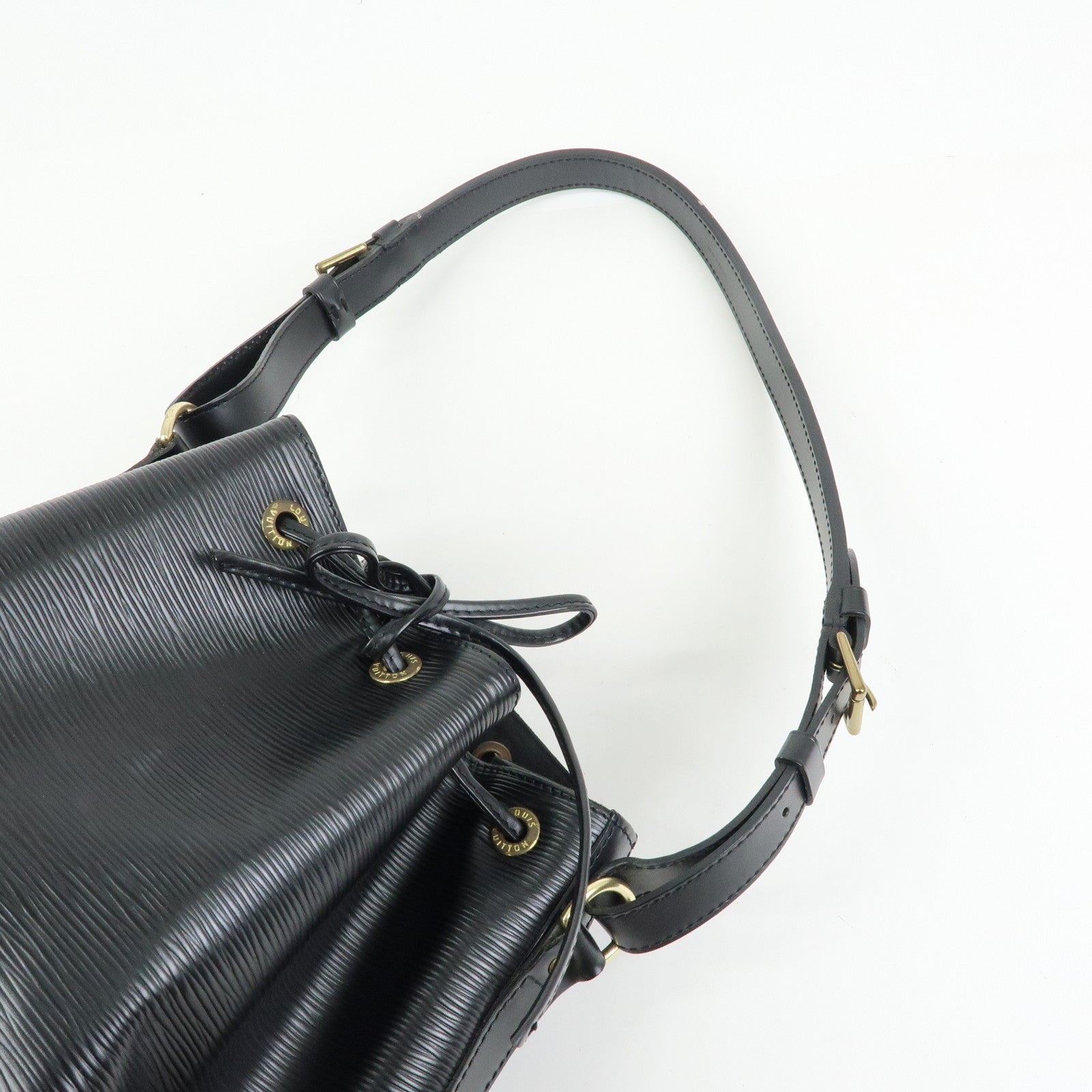 Louis Vuitton Epi Leather Petit Noe Shoulder Bag Noir Black M44102