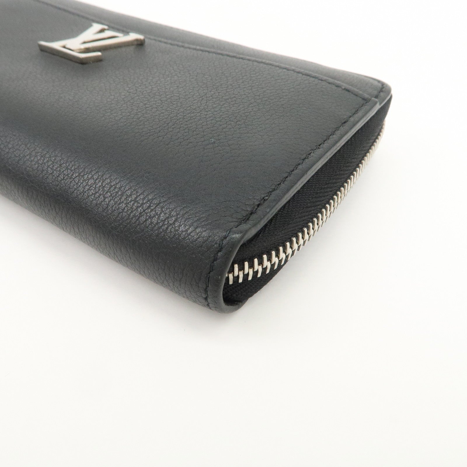 Louis Vuitton Lockme Leather Round Zippy Long Wallet Noir M62622