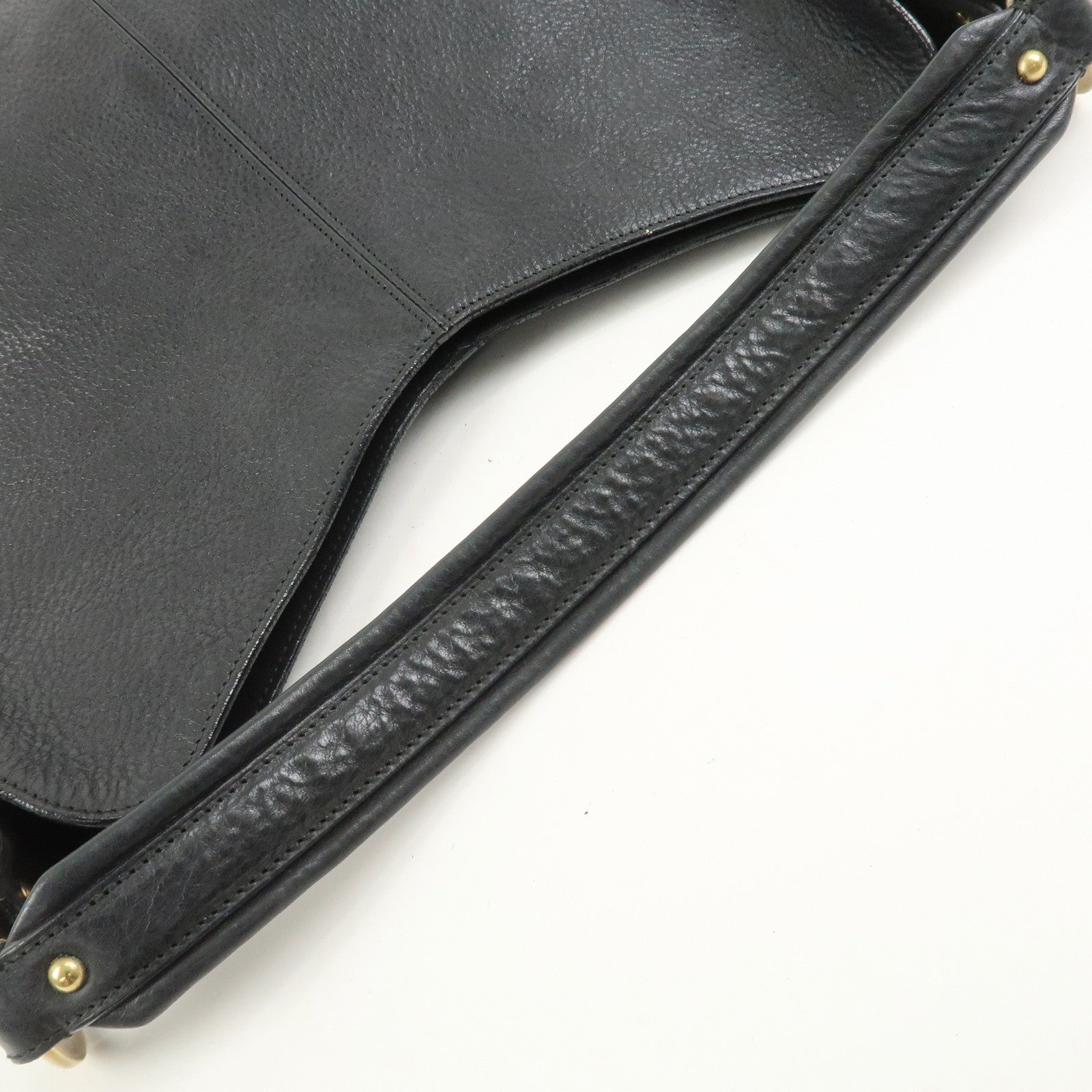 Ferragamo Gancini Calf Leather Shoulder Bag Hand Bag Black