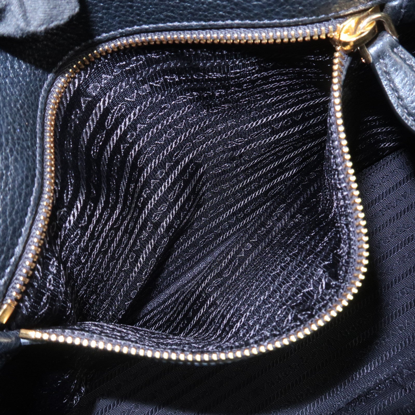 PRADA Logo Vitello Daino Leather Tote Bag Shoulder Bag Black 1BG100