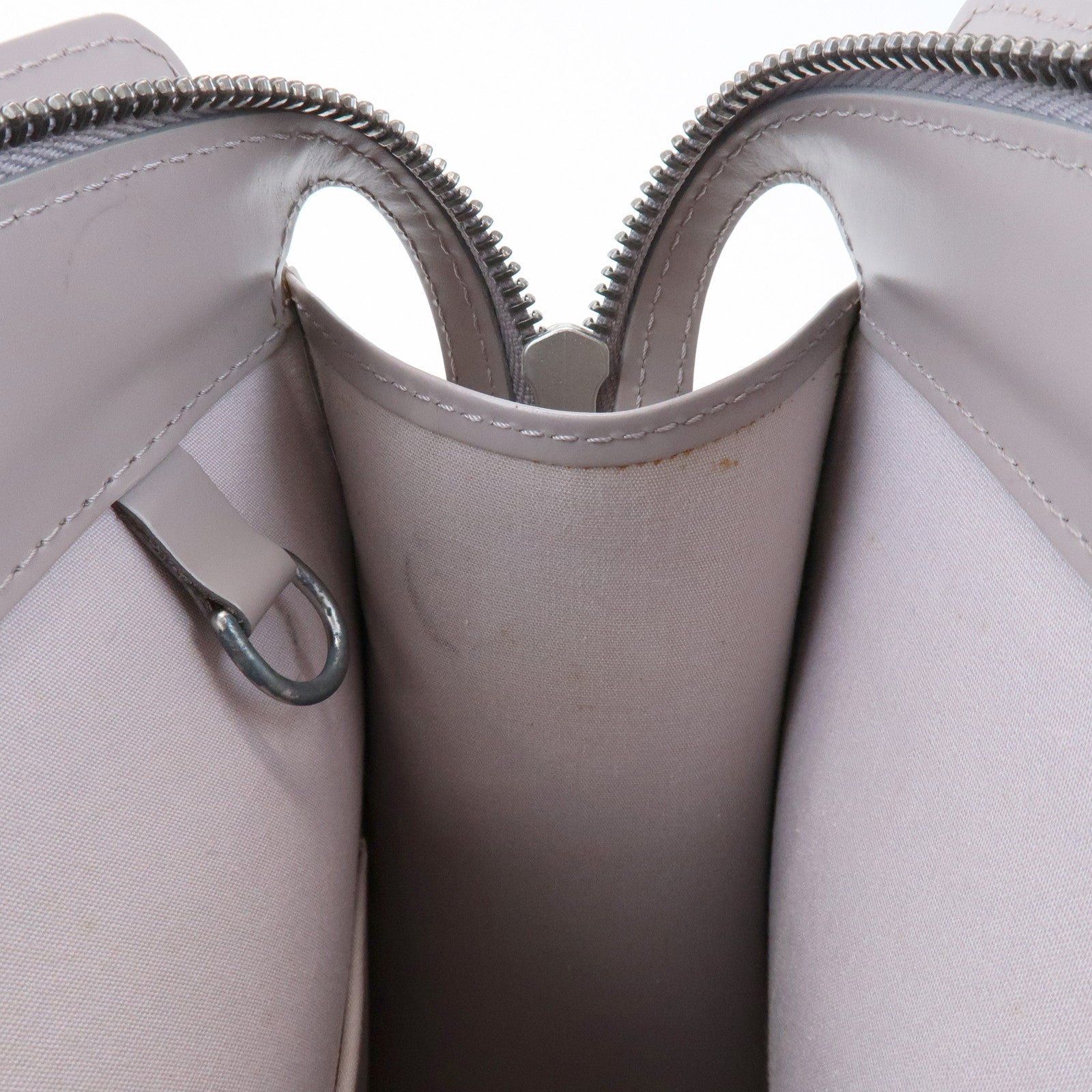 Louis Vuitton Epi Croisette PM Shoulder Bag Lilac M5249B