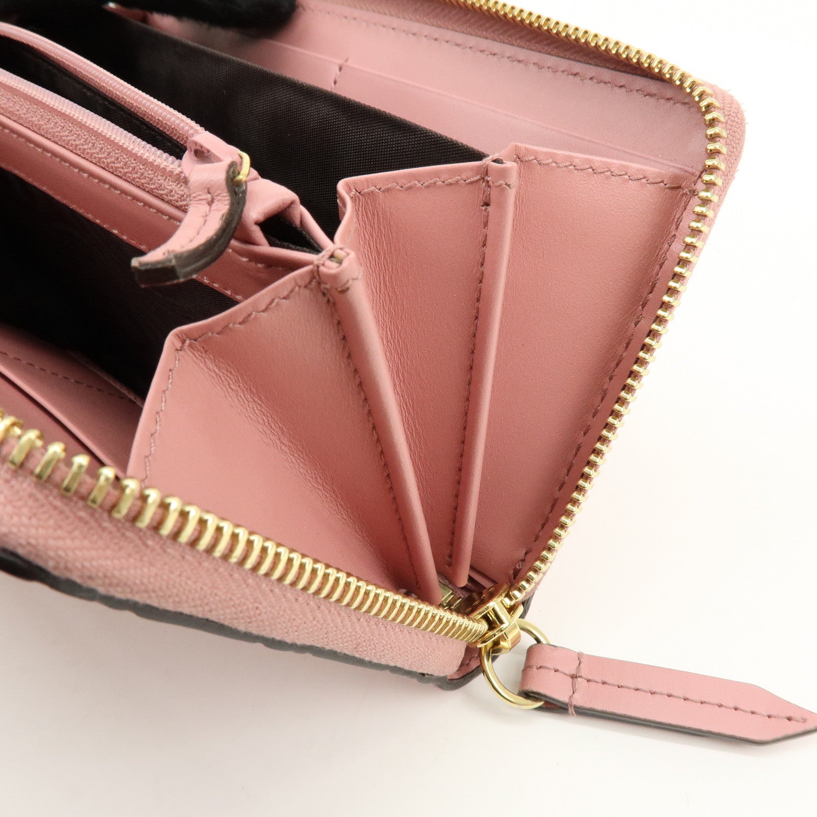 GUCCI Guccissima Leather Icon Zip Around Long Wallet Pink 410102