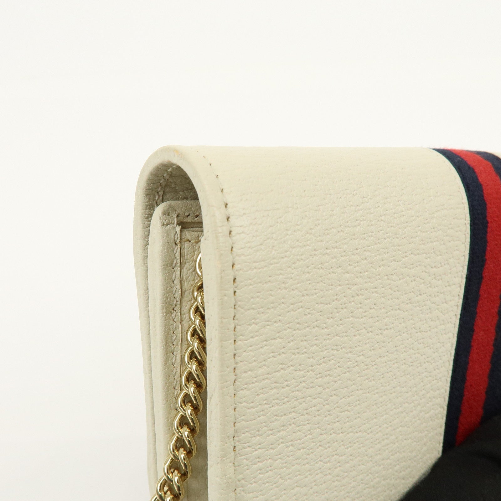 GUCCI Sherry GG Marmont Leather Chain Wallet Ivory 546592