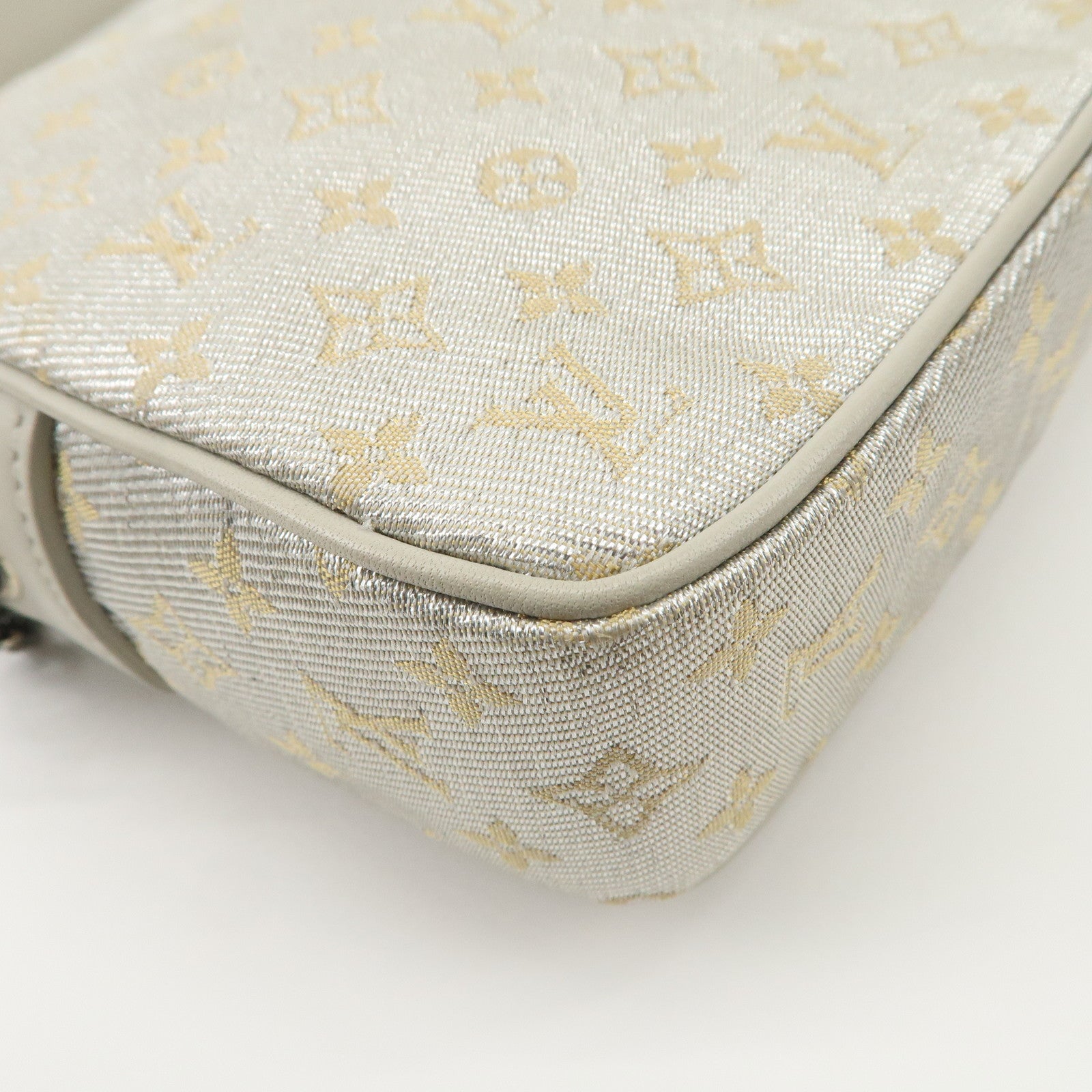 Louis Vuitton Monogram Shine Mackenna Chain Shoulder Bag M92362