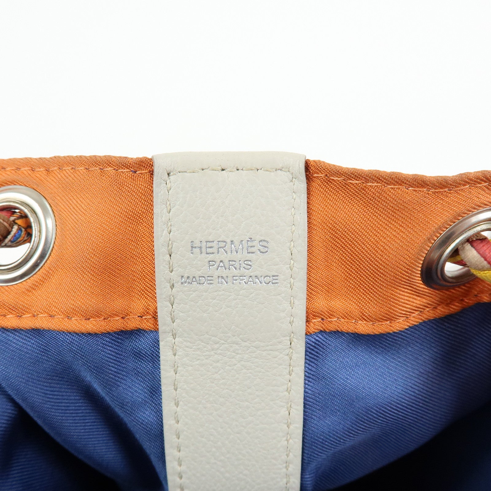 HERMES Silk Taurillon Sac SoieCool22 Shoulder Bag □O Stamped Orange