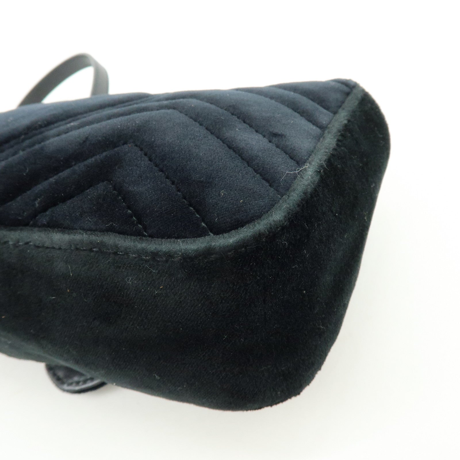 GUCCI GG Marmont Small Velvet Chain Shoulder Bag Black 446744