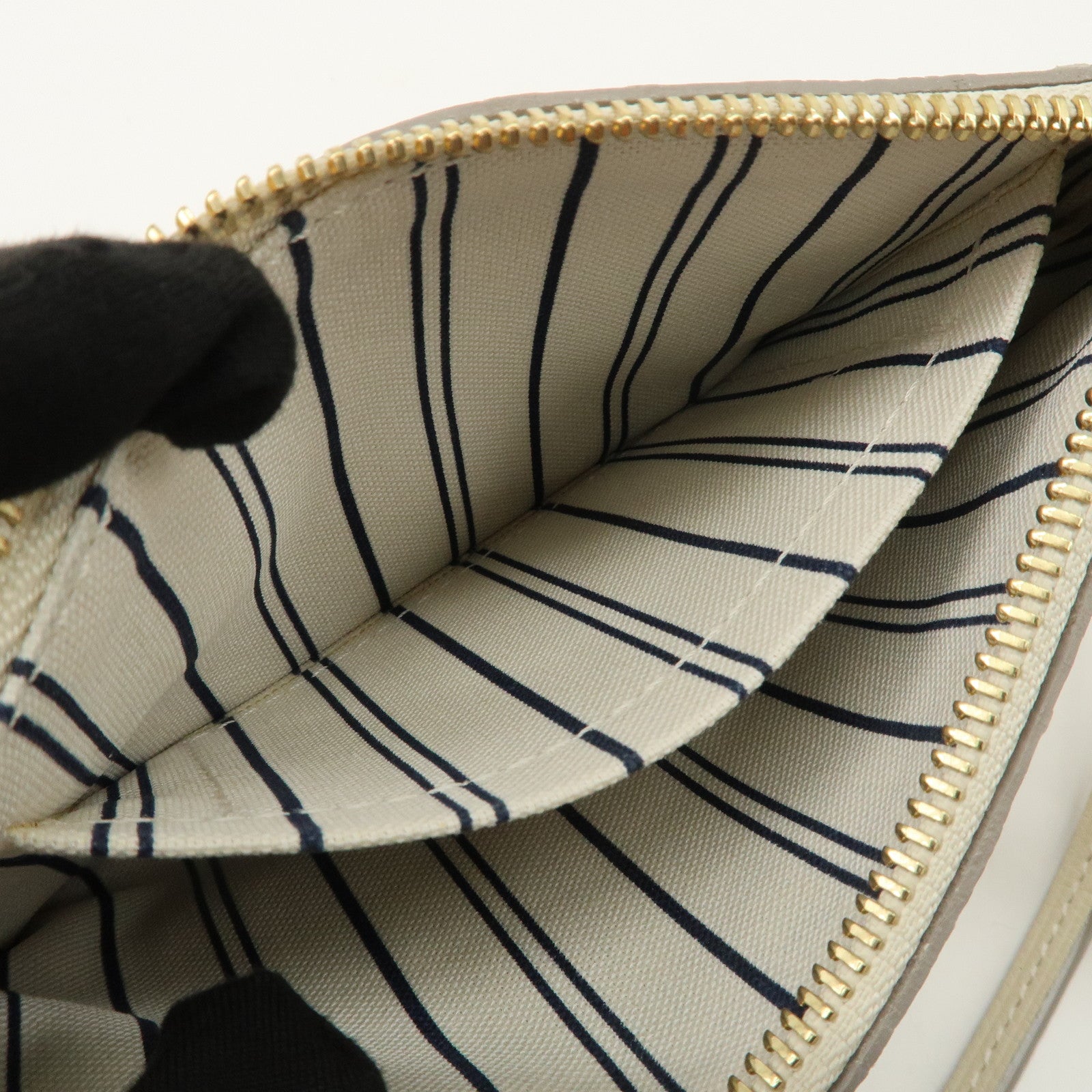 Louis Vuitton Monogram Empreinte Citadines Pouch Hand Bag Neige