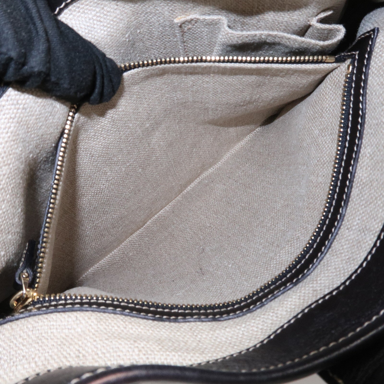 GUCCI Canvas Leather Shoulder Bag Flower Print Black 153029