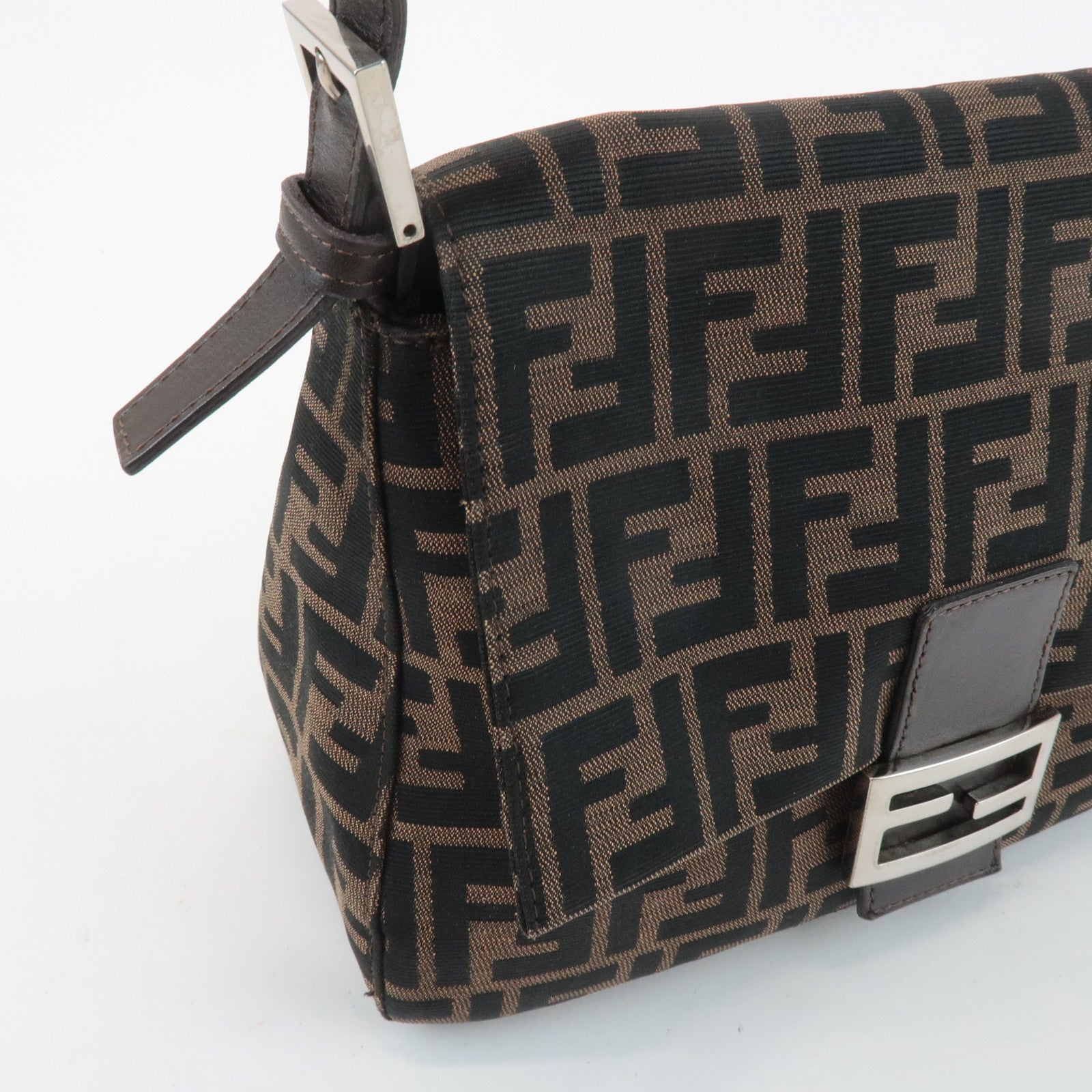 FENDI Mamma Baguette Canvas Leather Shoulder Bag Silver HDW 26325 Used