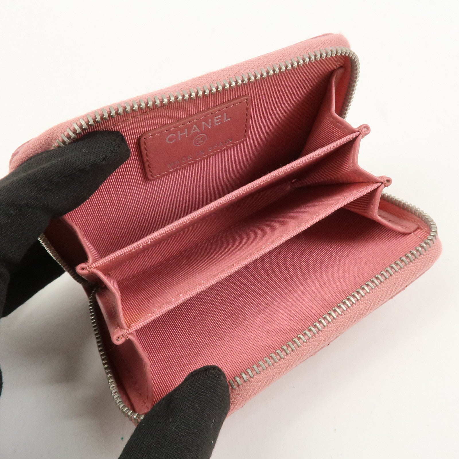 CHANE Matelasse Lambskin Classic Zippy Coin Case Pink AP0216
