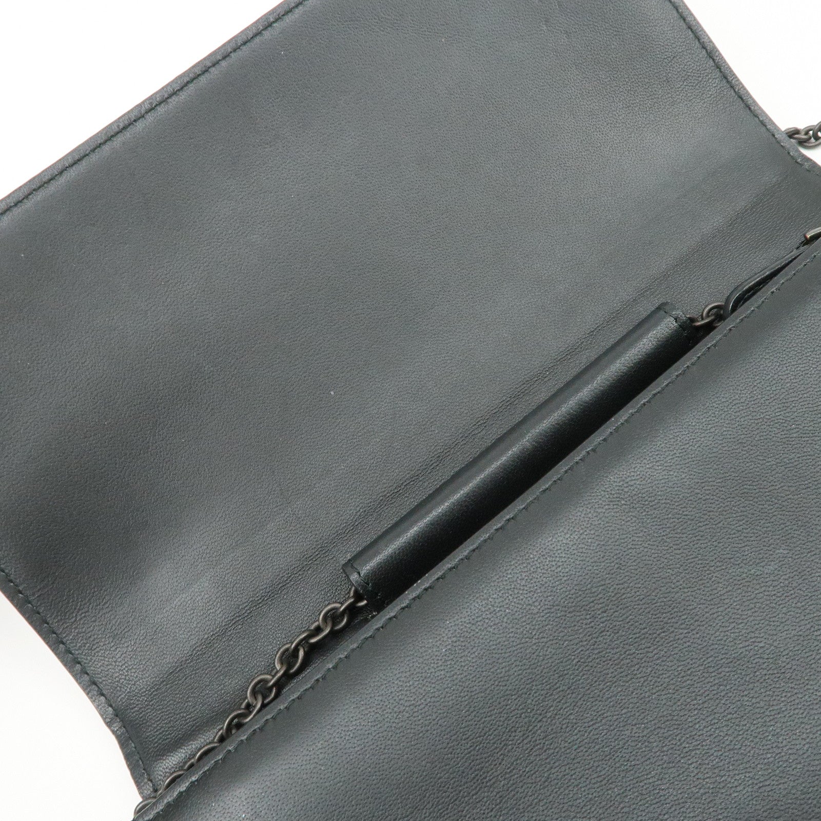 BOTTEGA VENETA Intrecciato Leather Chain Wallet Black