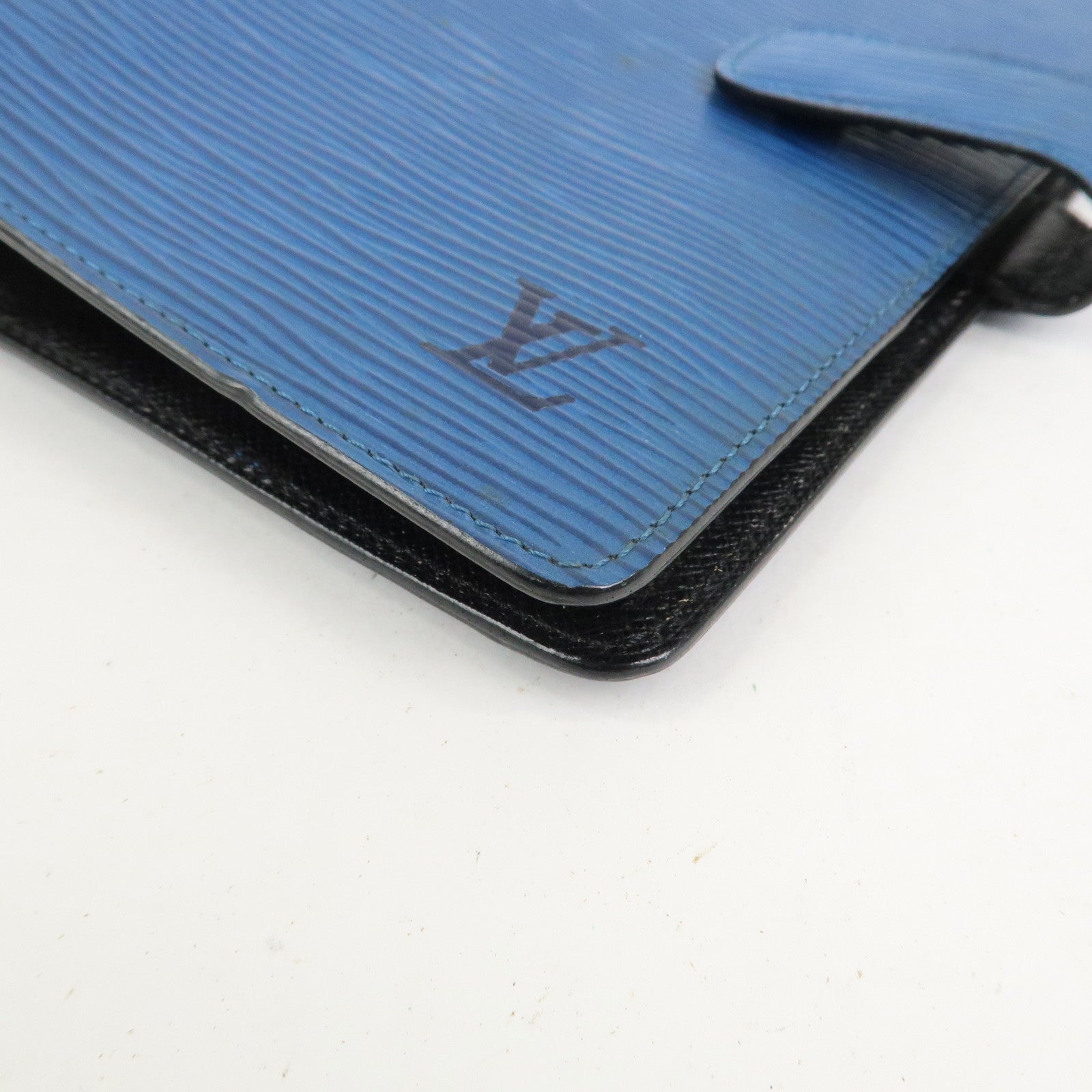 Louis Vuitton Epi Agenda MM Planner Cover Toledo Blue R20045