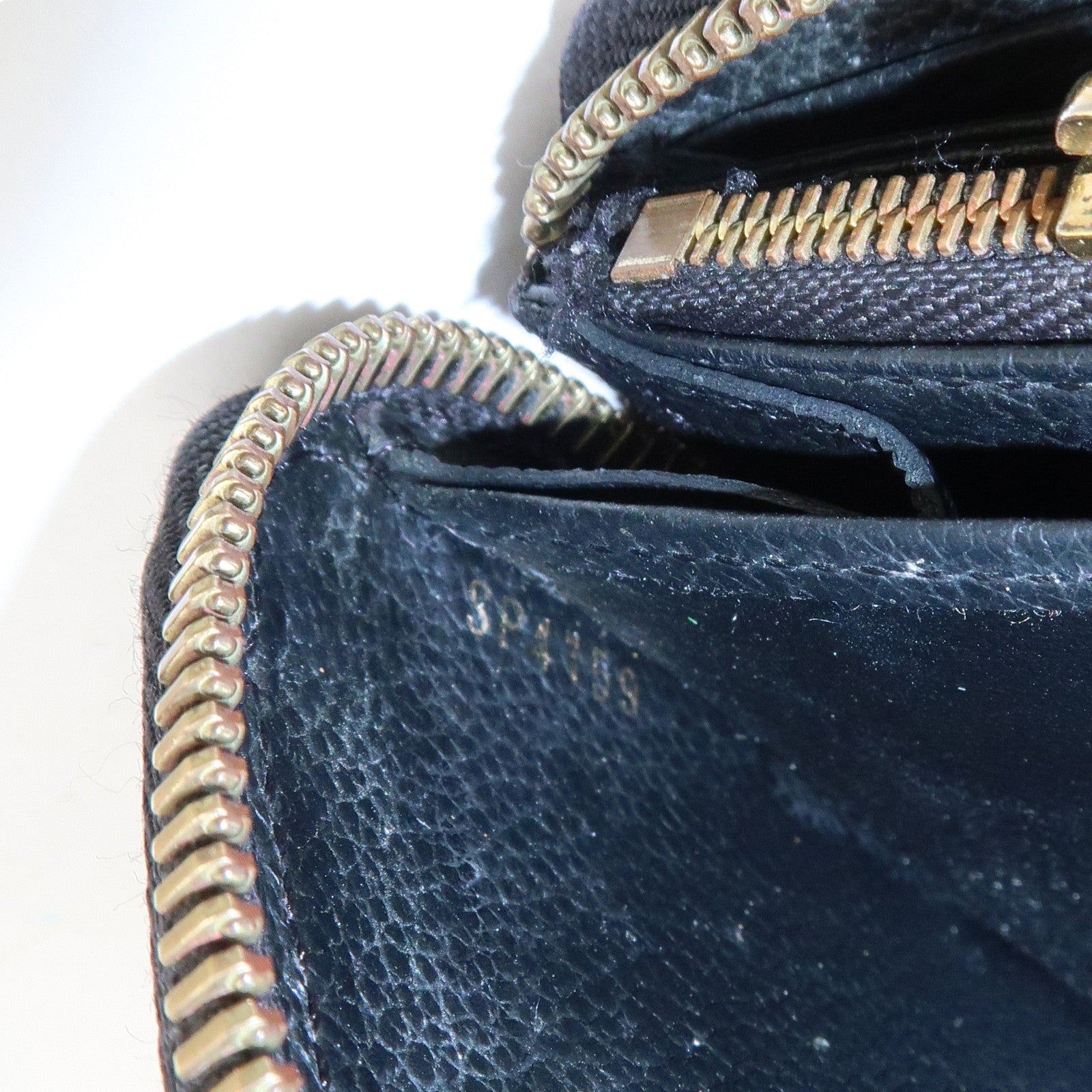 Louis Vuitton Monogram Empreinte Leather Round Zippy Wallet M61864 Used