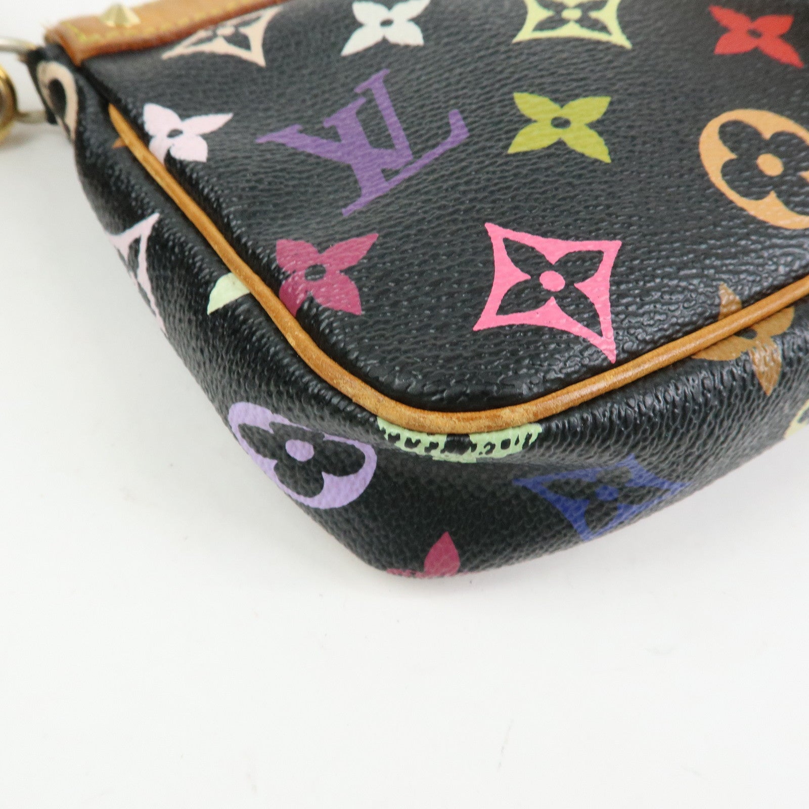 Louis Vuitton Monogram Multicolor Pochette Accessoires Noir M92648