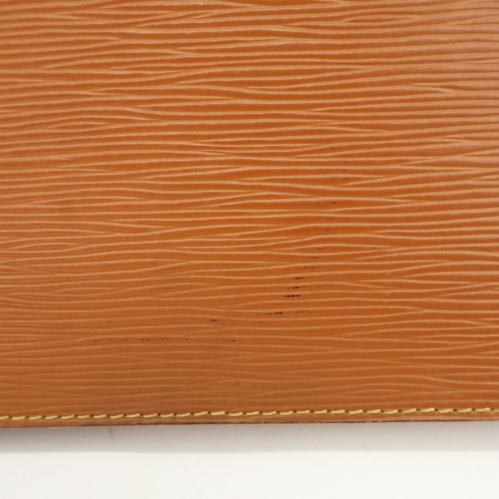 Louis Vuitton Epi Pochette Homme Clutch Bag Zipang Gold M52528