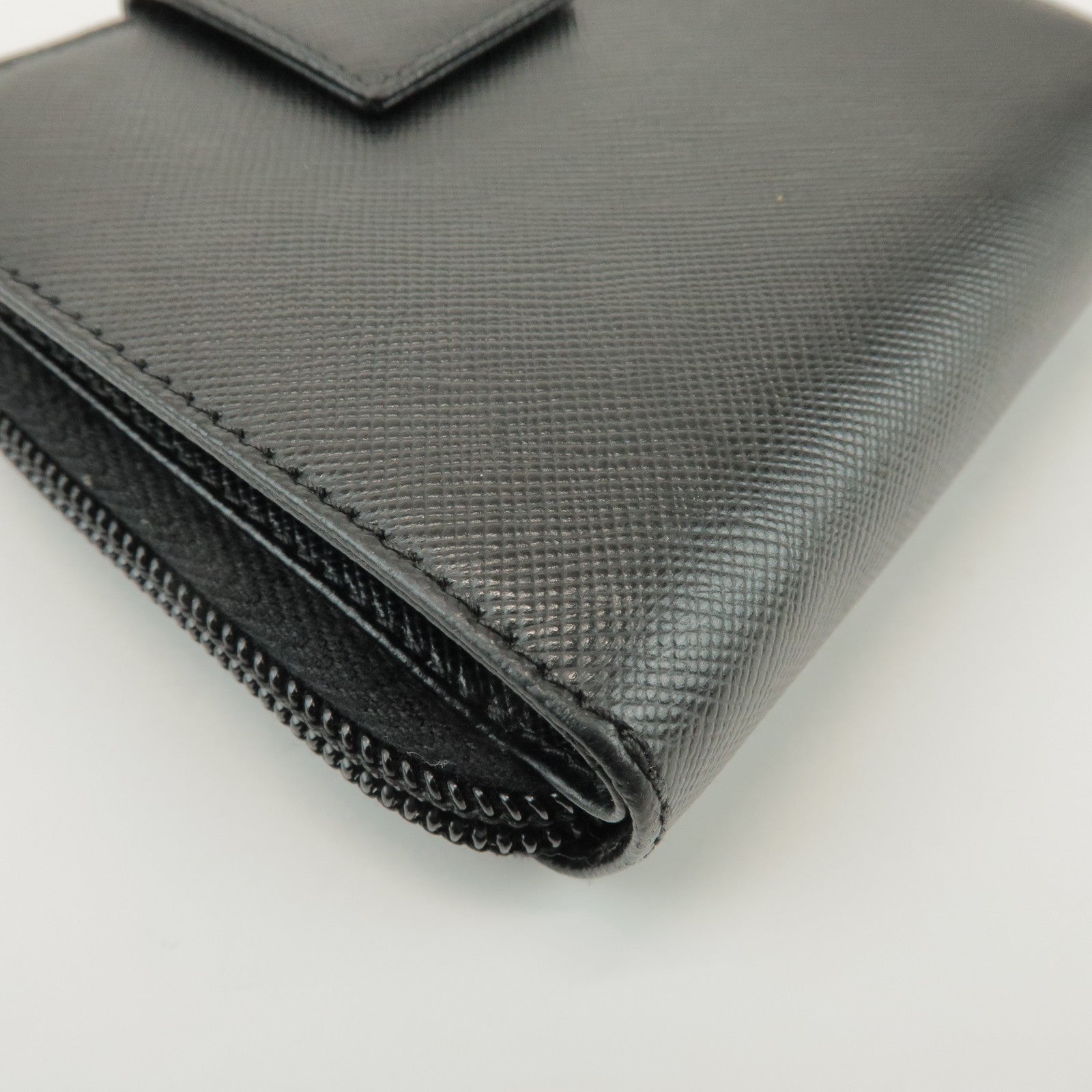 PRADA Logo Leather Round Zippy Bi-fold Wallet Black 1ML522