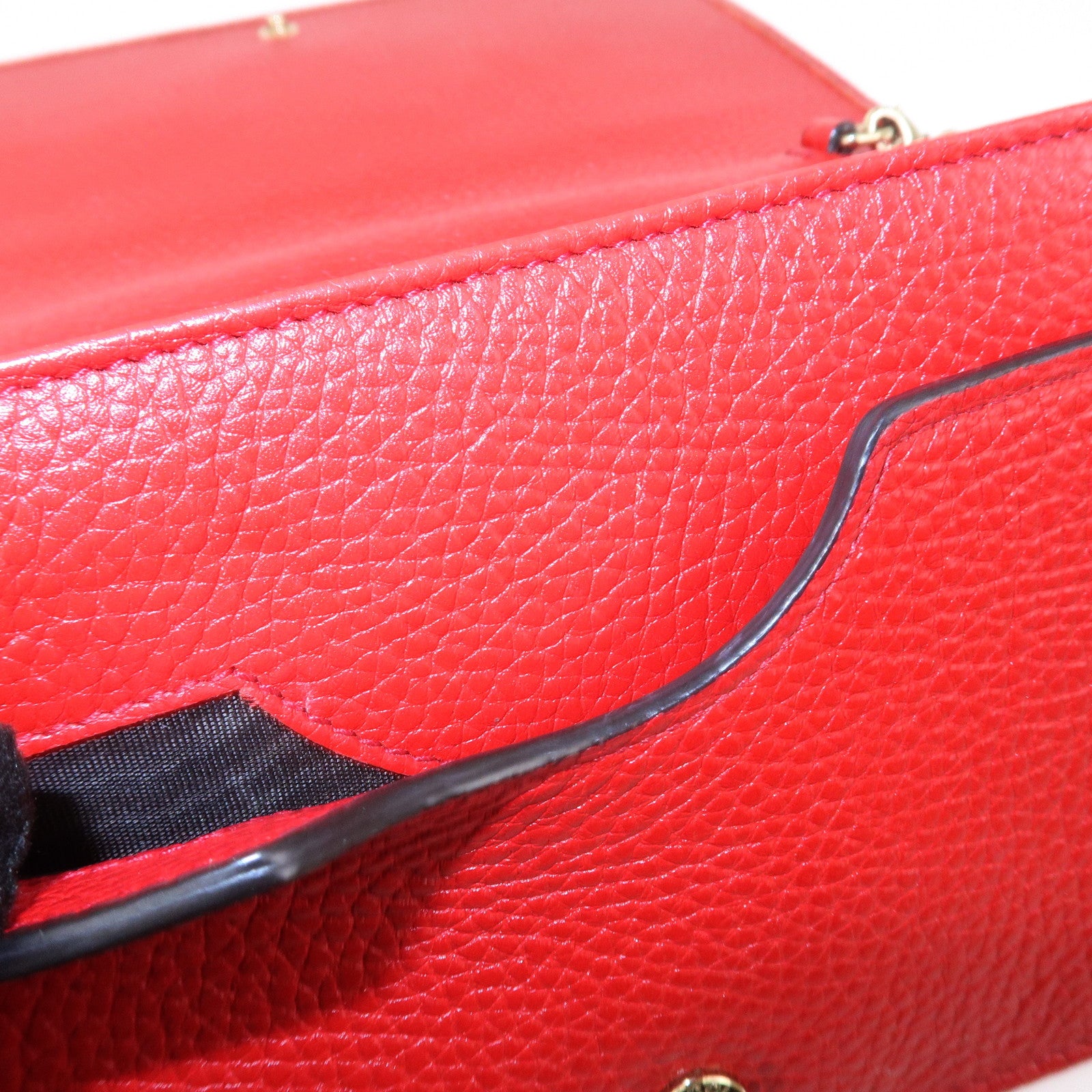 GUCCI SOHO Interlocking G Leather Chain Shoulder Bag Wallet 598211