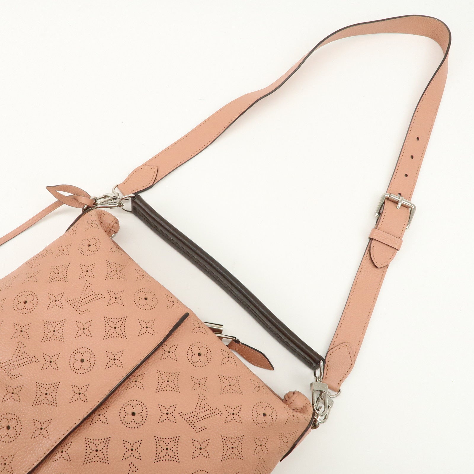 Louis Vuitton Monogram Mahina Selene PM Shoulder Bag Rose M94276