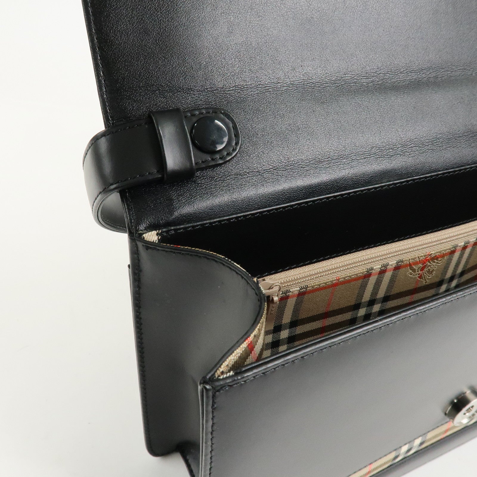 BURBERRY Nova Plaid PVC Leather Shoulder Bag Hand Bag Black Beige Used