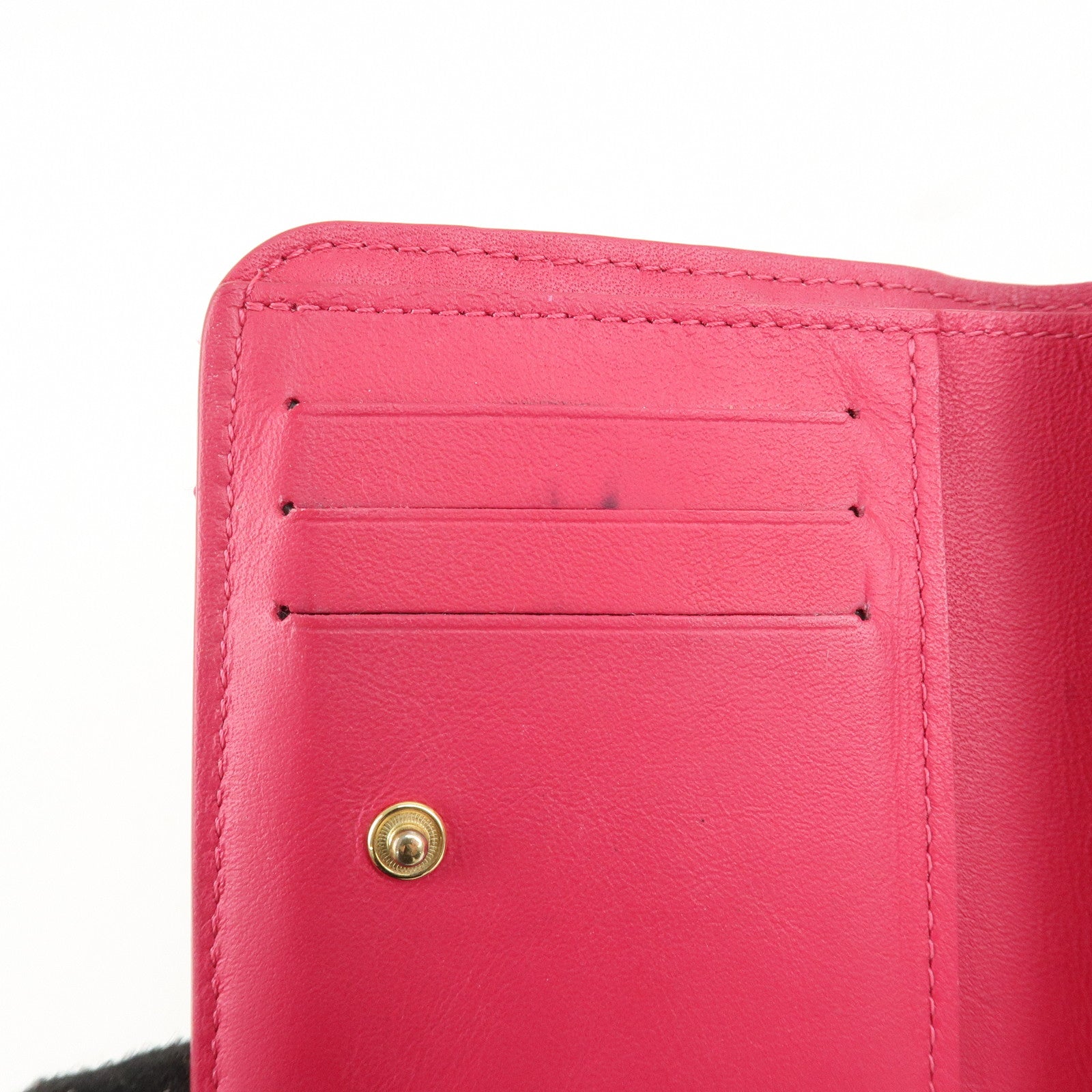 Louis Vuitton New Wave Leather Bi-Fold Compact Wallet Freesia Pink Used