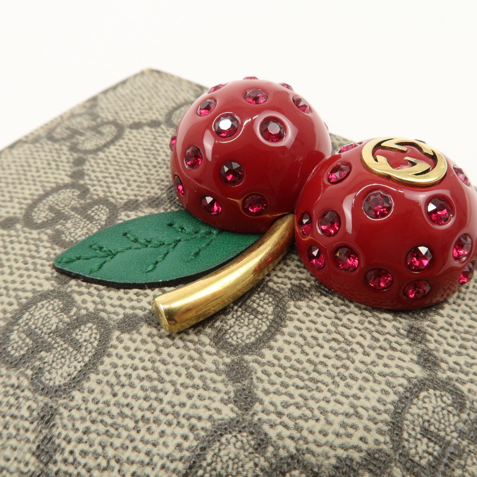 GUCCI Cherry Interlocking G GG Supreme Compact Wallet 476050 Used