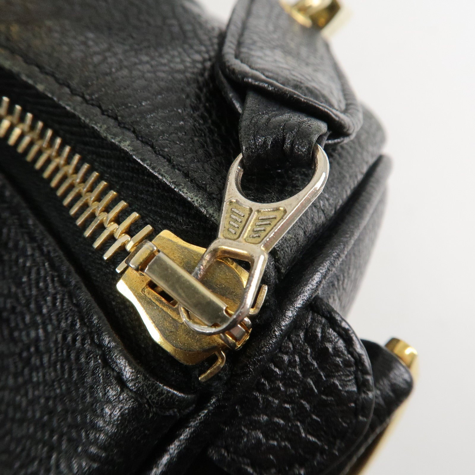 CHANEL Caviar Skin 2Way Boston Bag Hand Bag Black Used