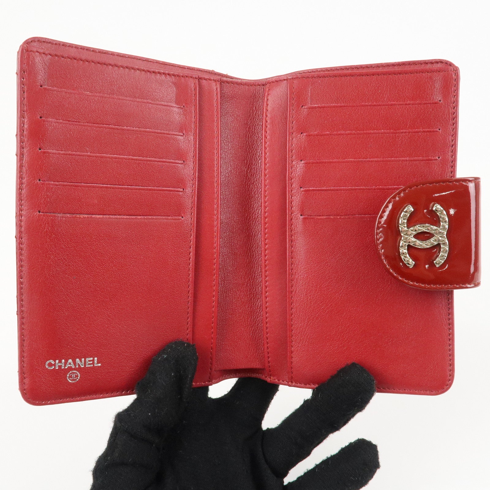 CHANEL Brilliant Patent Leather Bifold Wallet Red A48706 Used