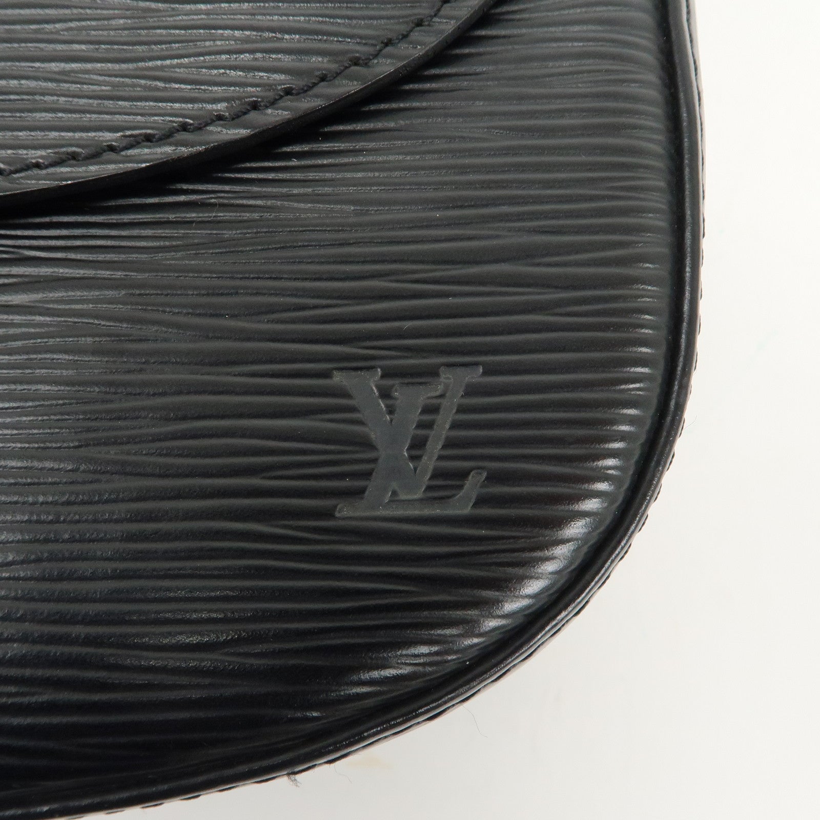 Louis Vuitton Epi Saint Cloud Shoulder Bag Black Noir M52192 Used