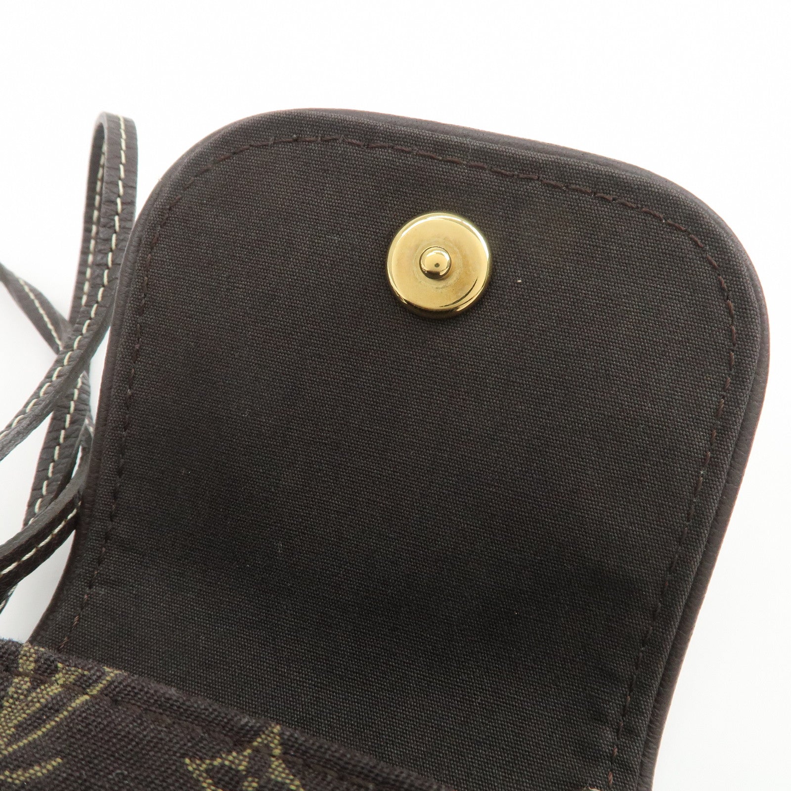 Louis Vuitton Monogram Mini Lin Pochette Cancun Ebene M95313