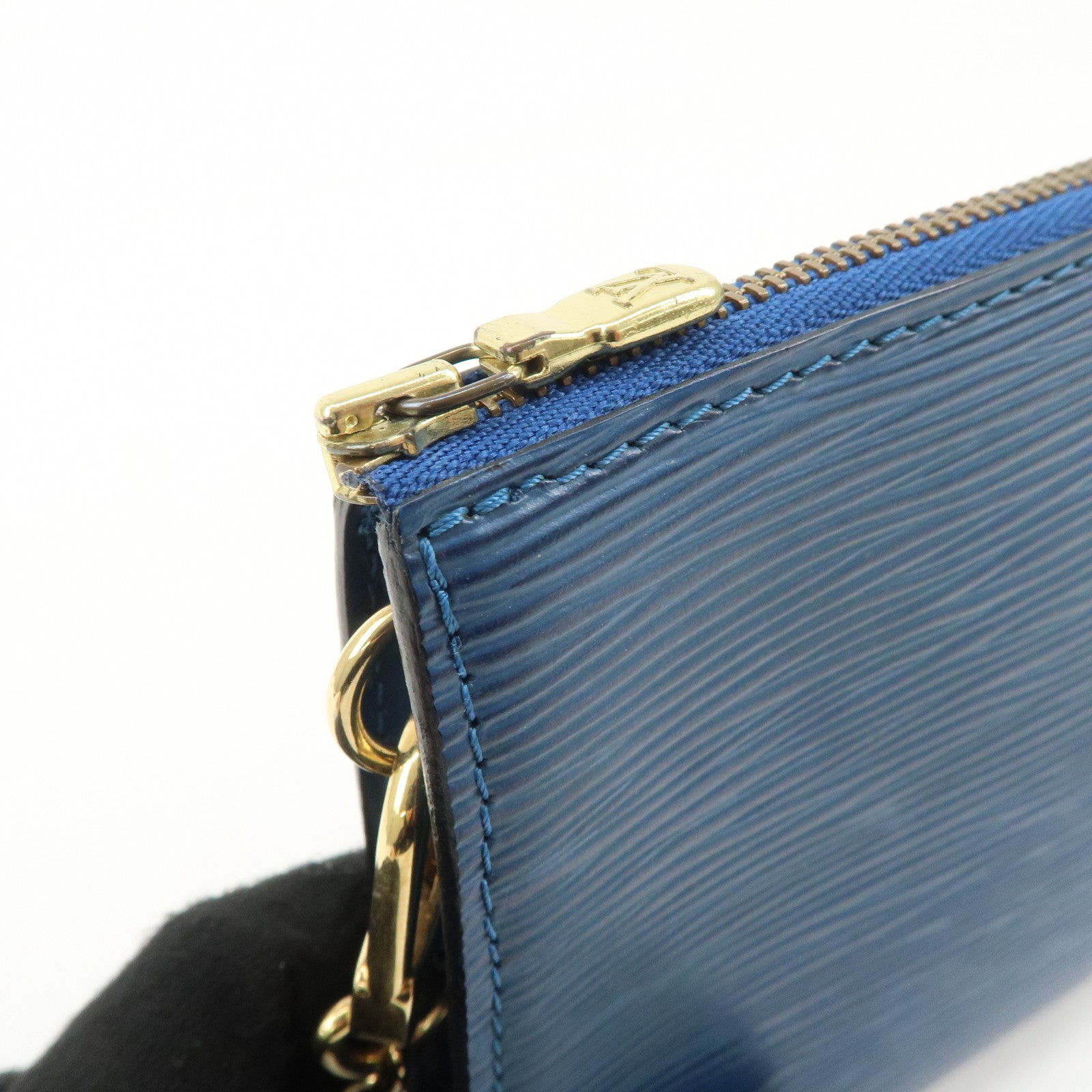 Louis Vuitton Epi Pochette Accessoires Hand Bag Toledo Blue M52947 Used