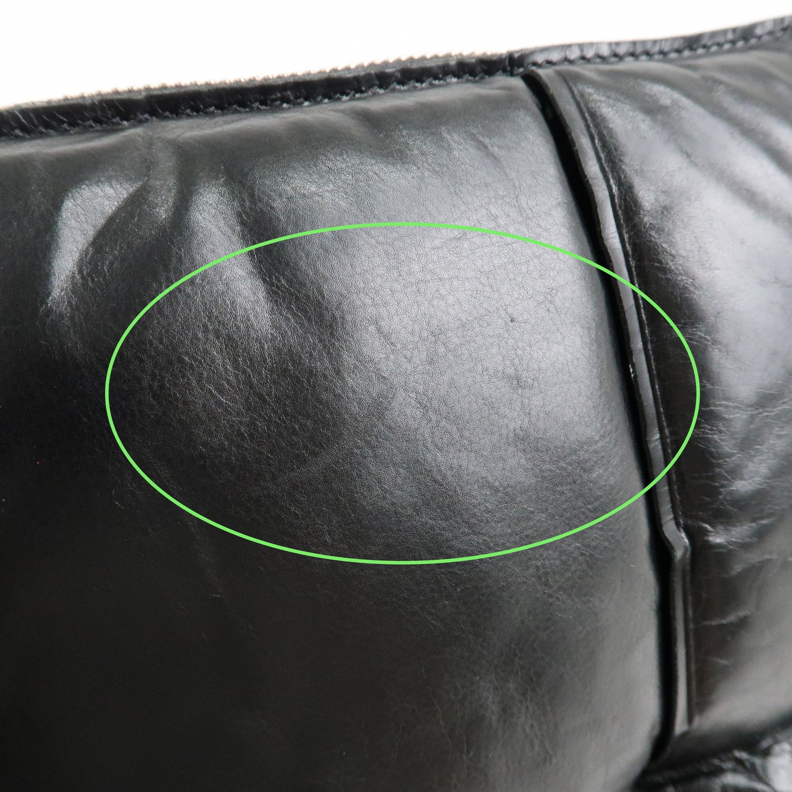 BOTTEGA VENETA Maxi Intrecciato Leather Clutch Bag Black Used