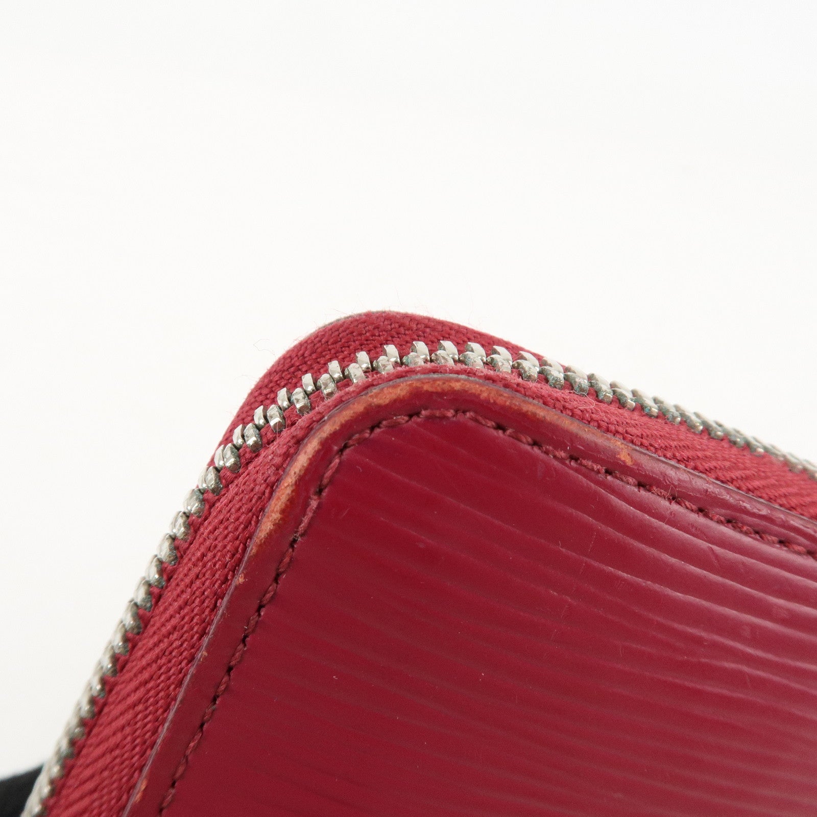 Louis Vuitton Epi Zippy Wallet Zip Around Wallet Fuchsia M60305 Used