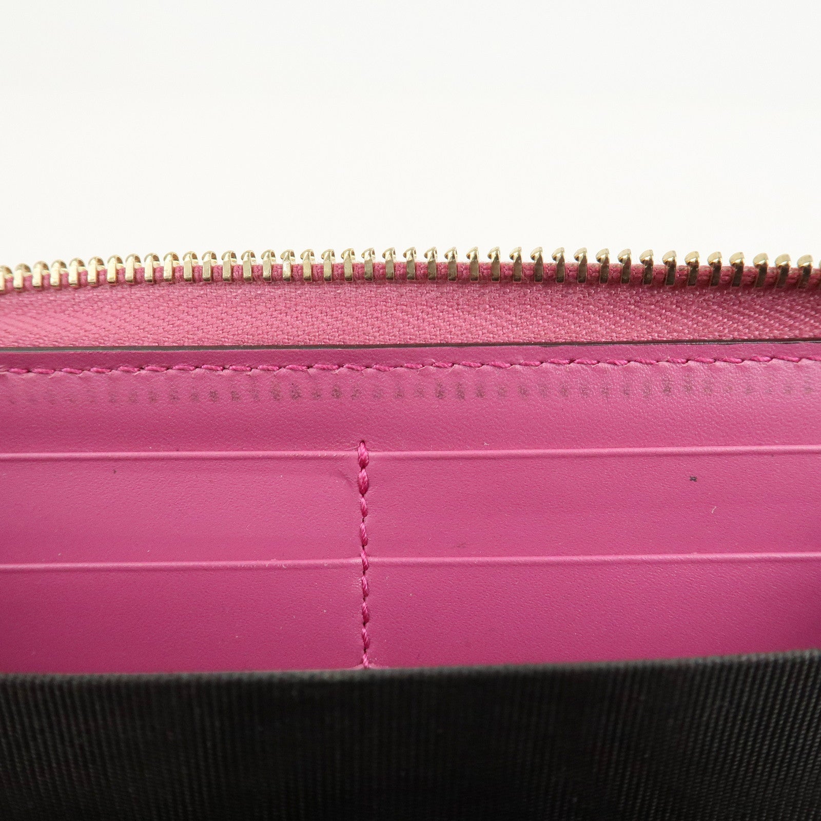 GUCCI Guccissima Interlocking G Round Zipper Wallet Ribbon 388680 Used