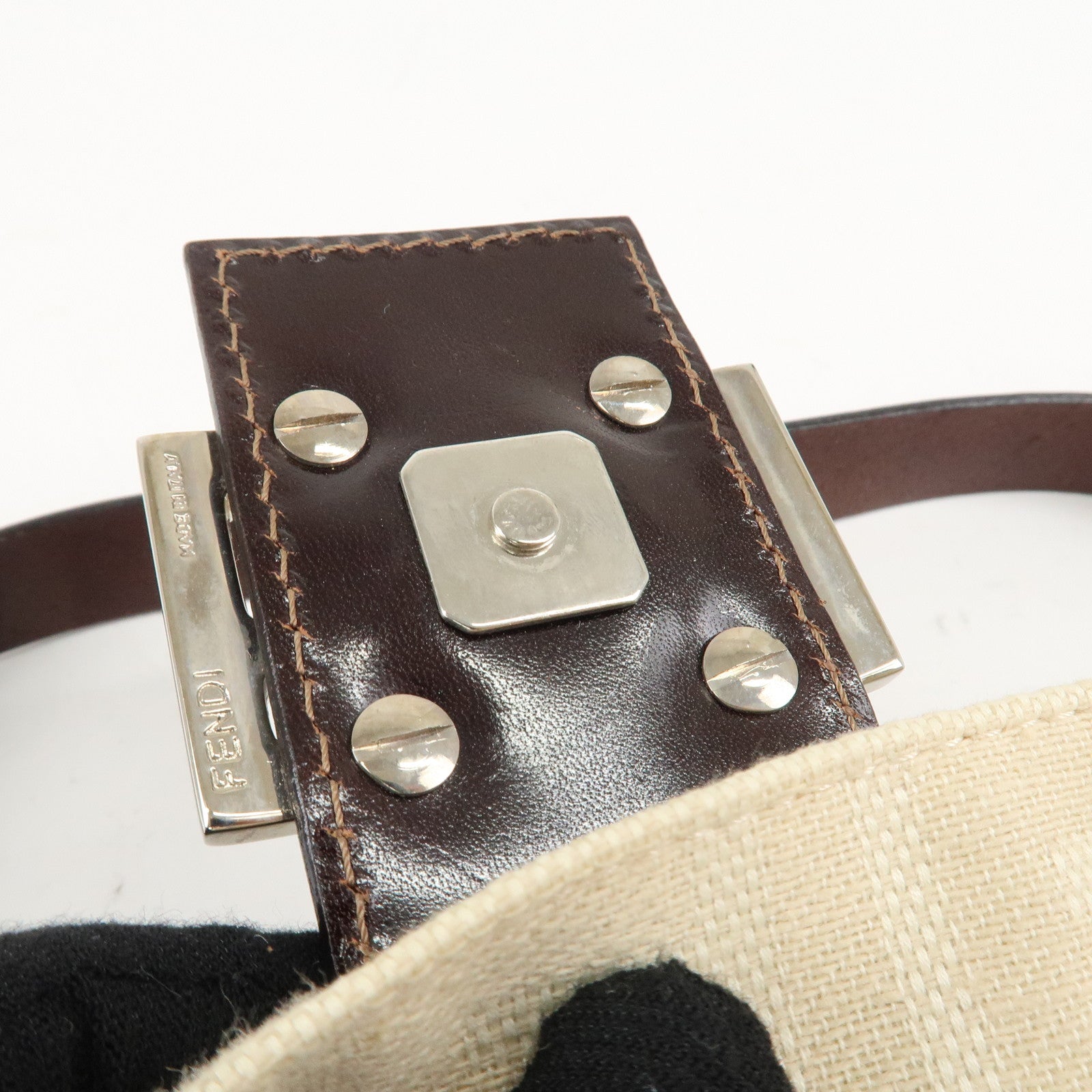 FENDI Mamma Baguette Zucca Canvas Leather Shoulder Bag Beige 26424 Used