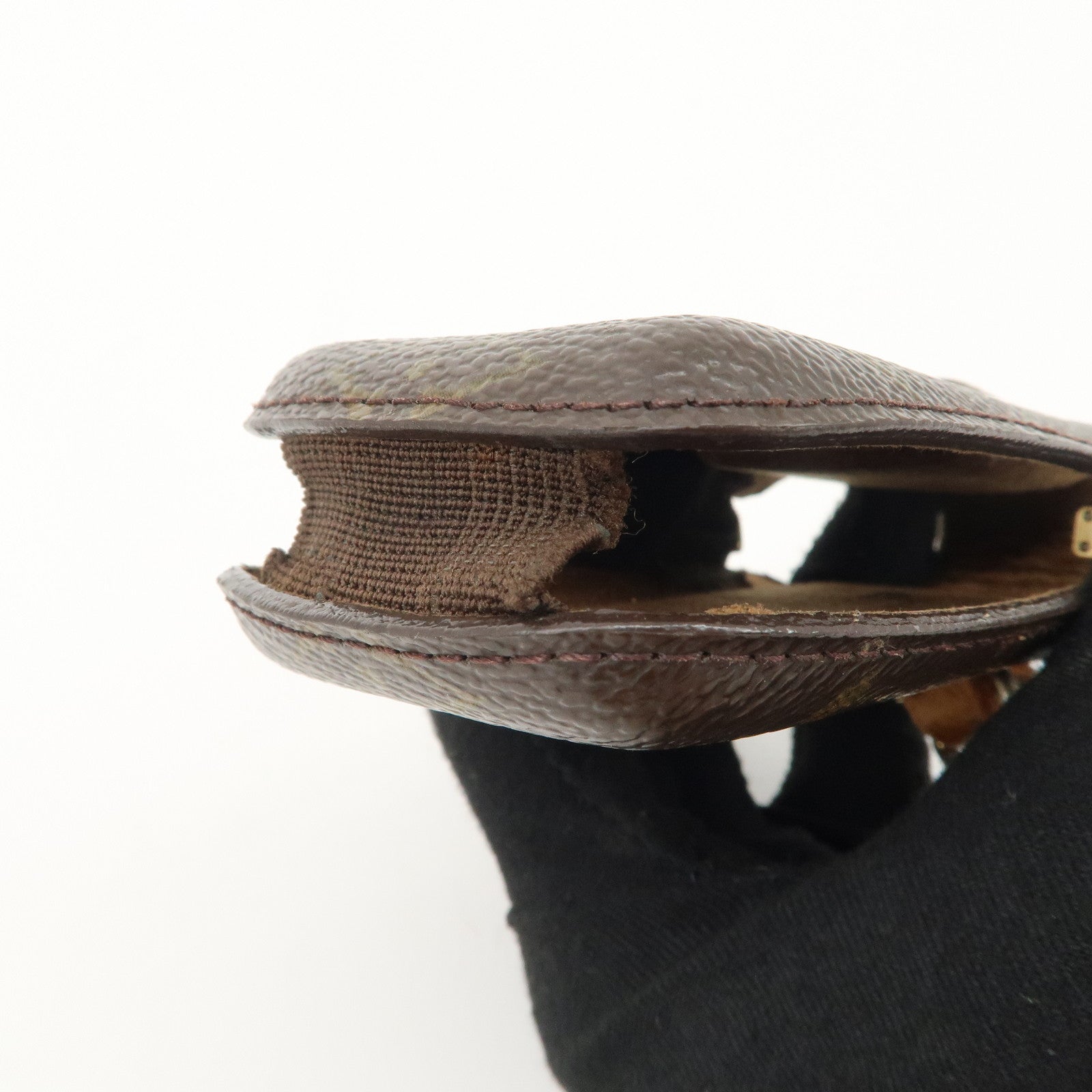 Louis Vuitton Monogram Etui Telephone International PM M63064 Used