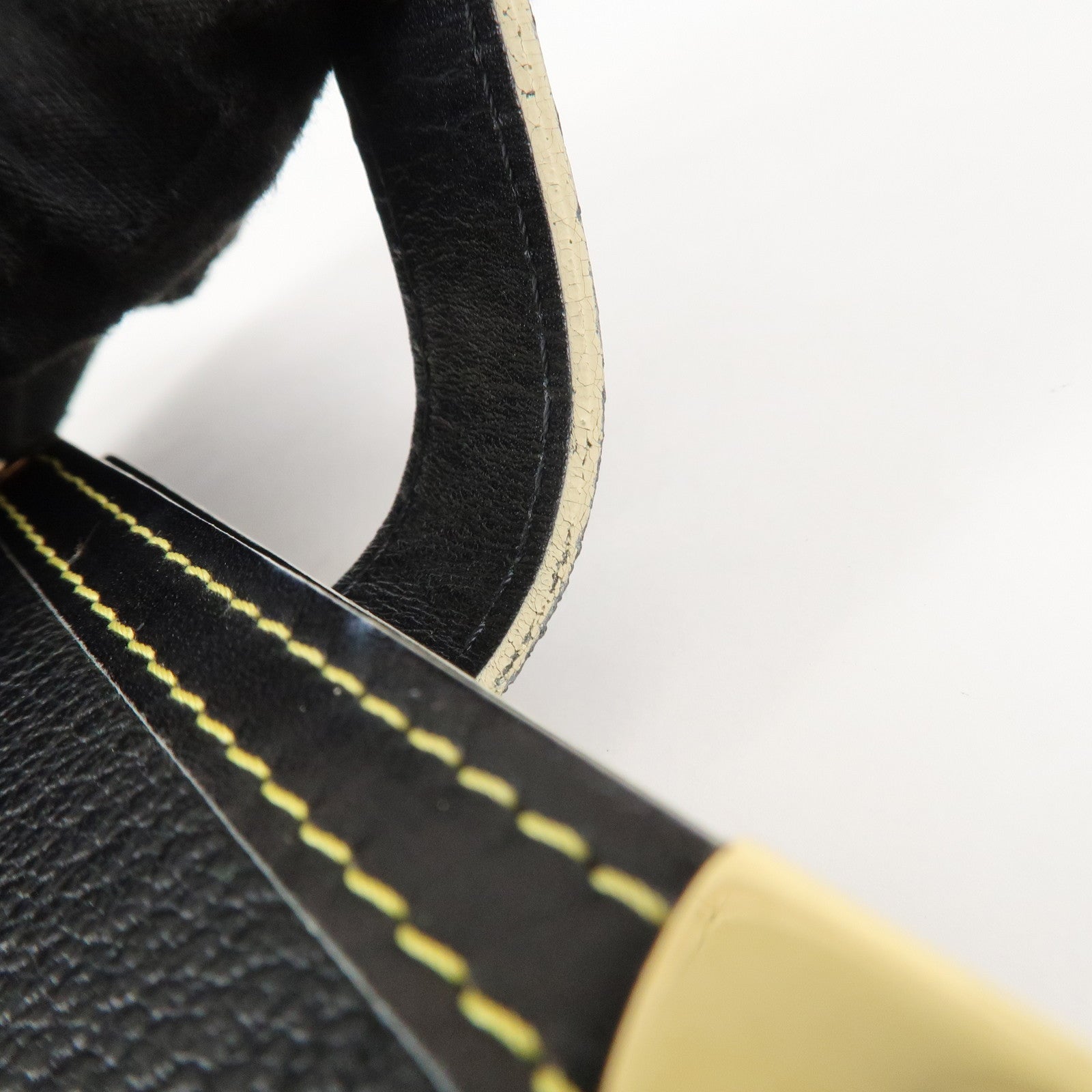 Louis Vuitton Suhali Compact Zip Bi-fold Wallet Noir M91828 Used