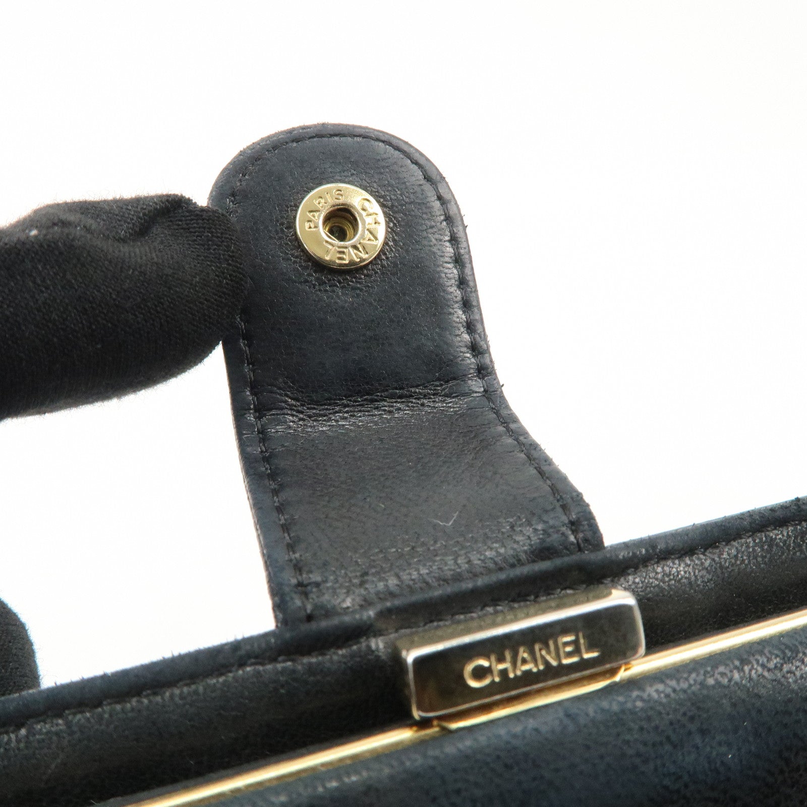 CHANEL COCO Mark Caviar Skin Bi-fold Wallet Black Used