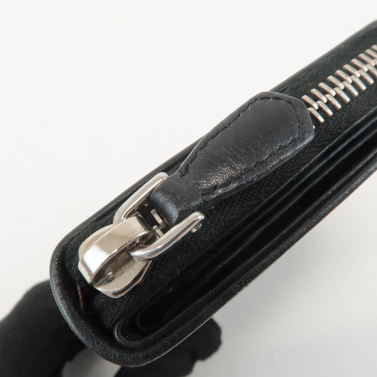 PRADA Logo Leather Round Zip Wallet Bijou Black Used