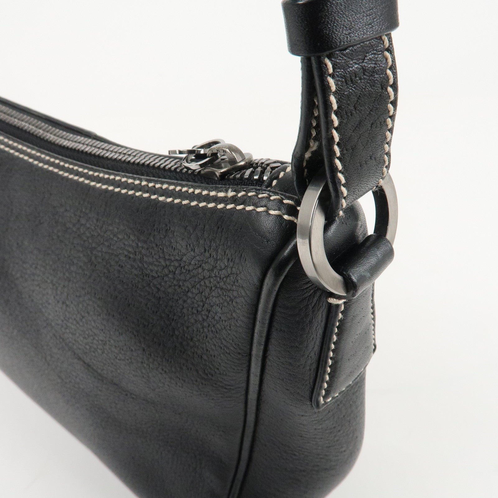 Salvatore Ferragamo Gancini Leather Shoulder Bag AF-21 3754 Used