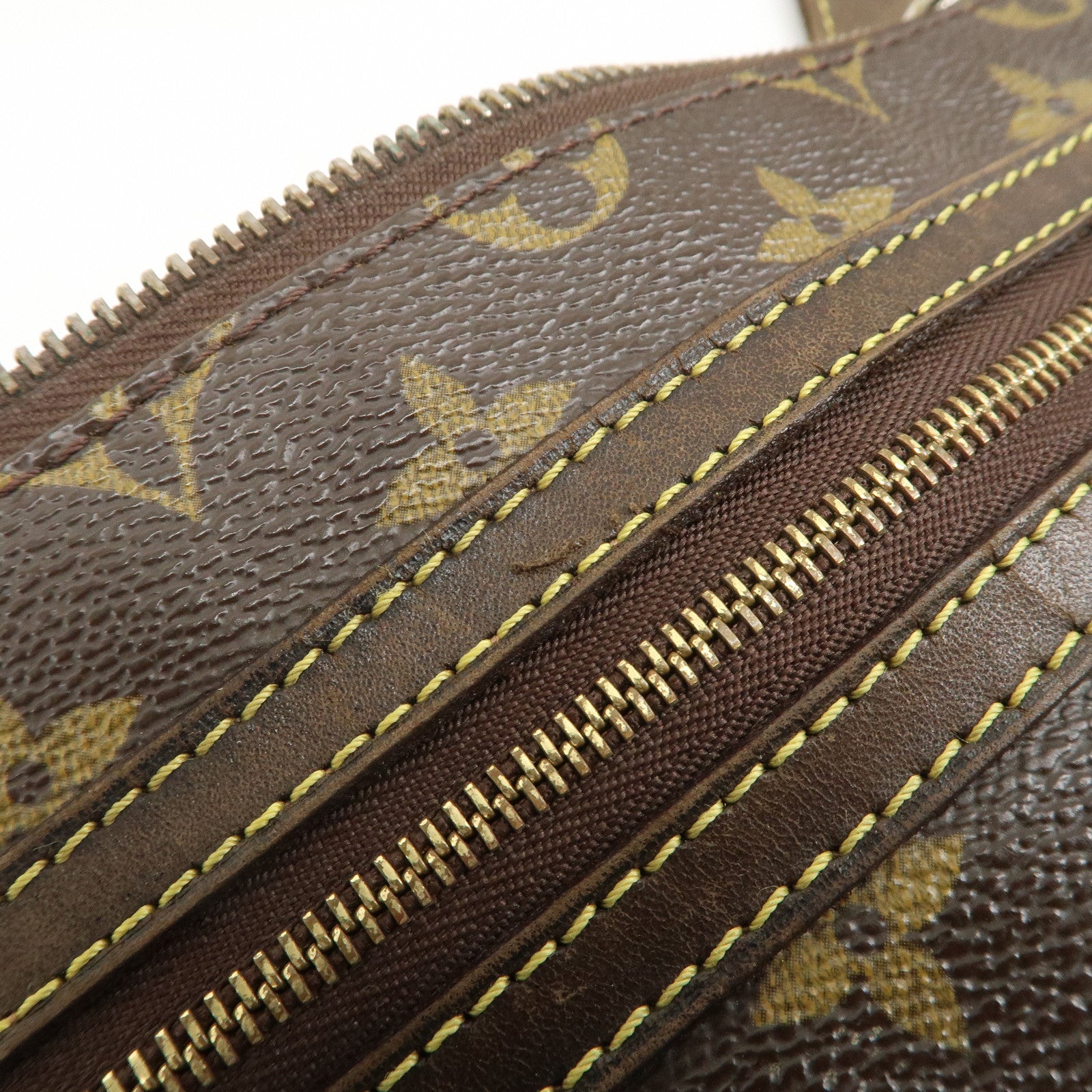 Louis Vuitton Monogram Pochette Bosphore Shoulder Bag M40044 Used